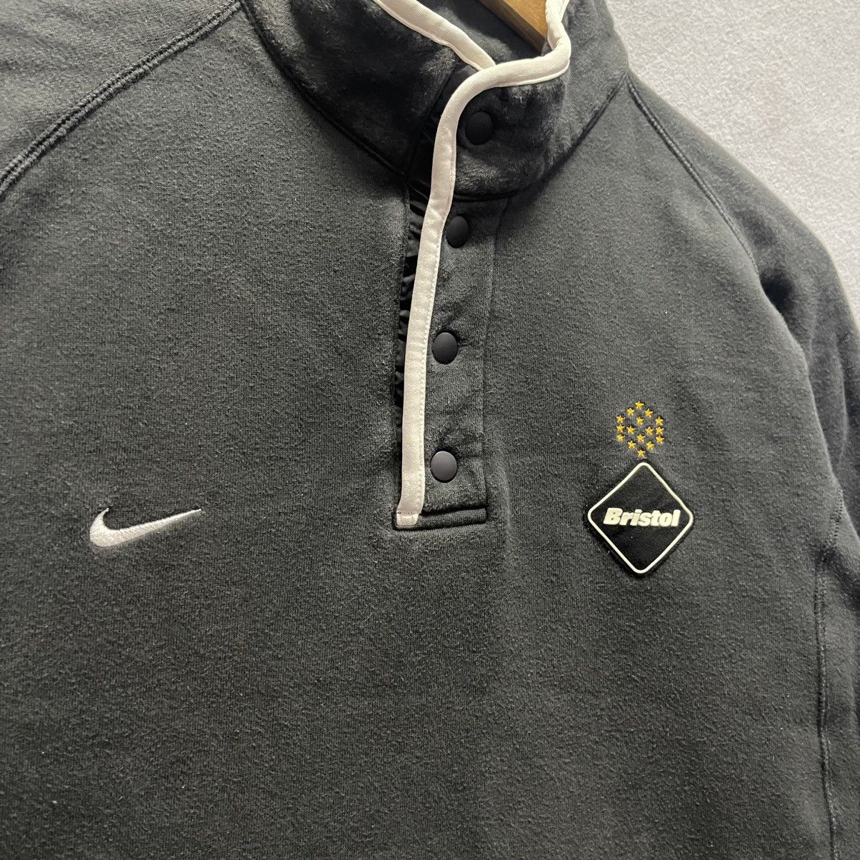 Nike Vintage Nike x F.C.R.B. “Tribal Football” HalfZip Sweatshirt Size US S / EU 44-46 / 1 - 3 Thumbnail