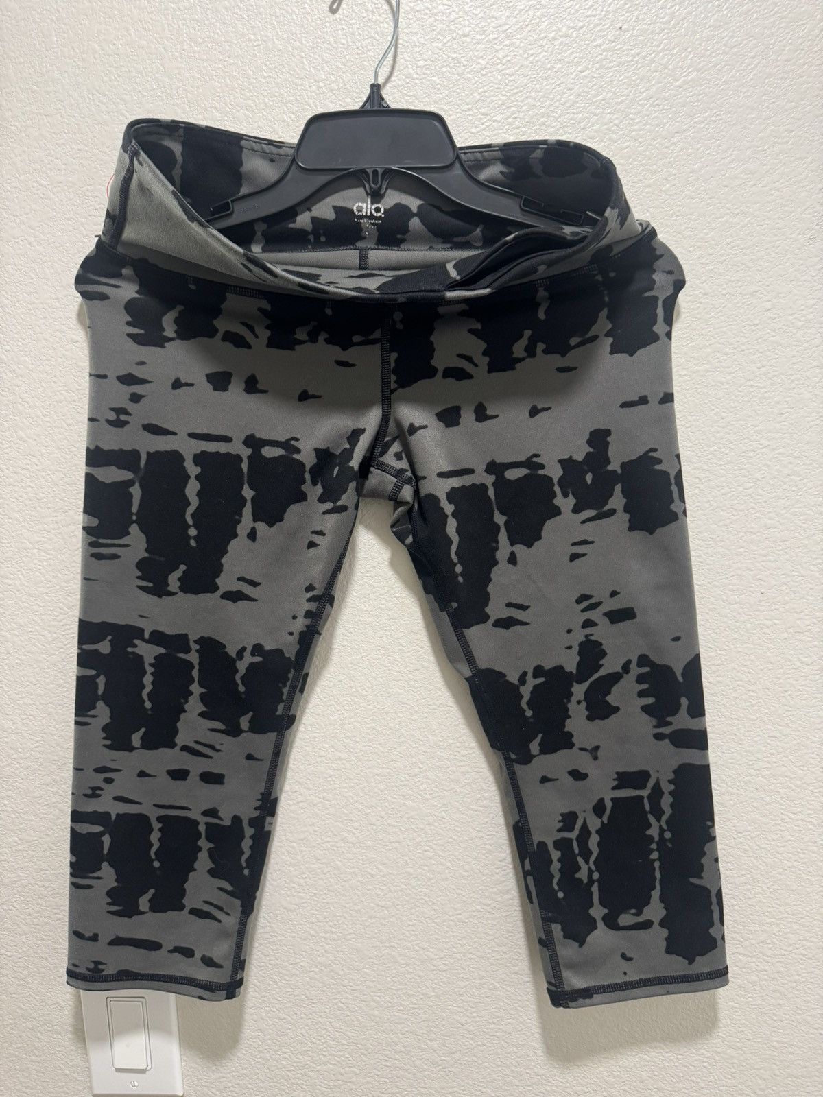 Alo Alo leggings Size 30" / US 8 / IT 44 - 1 Thumbnail