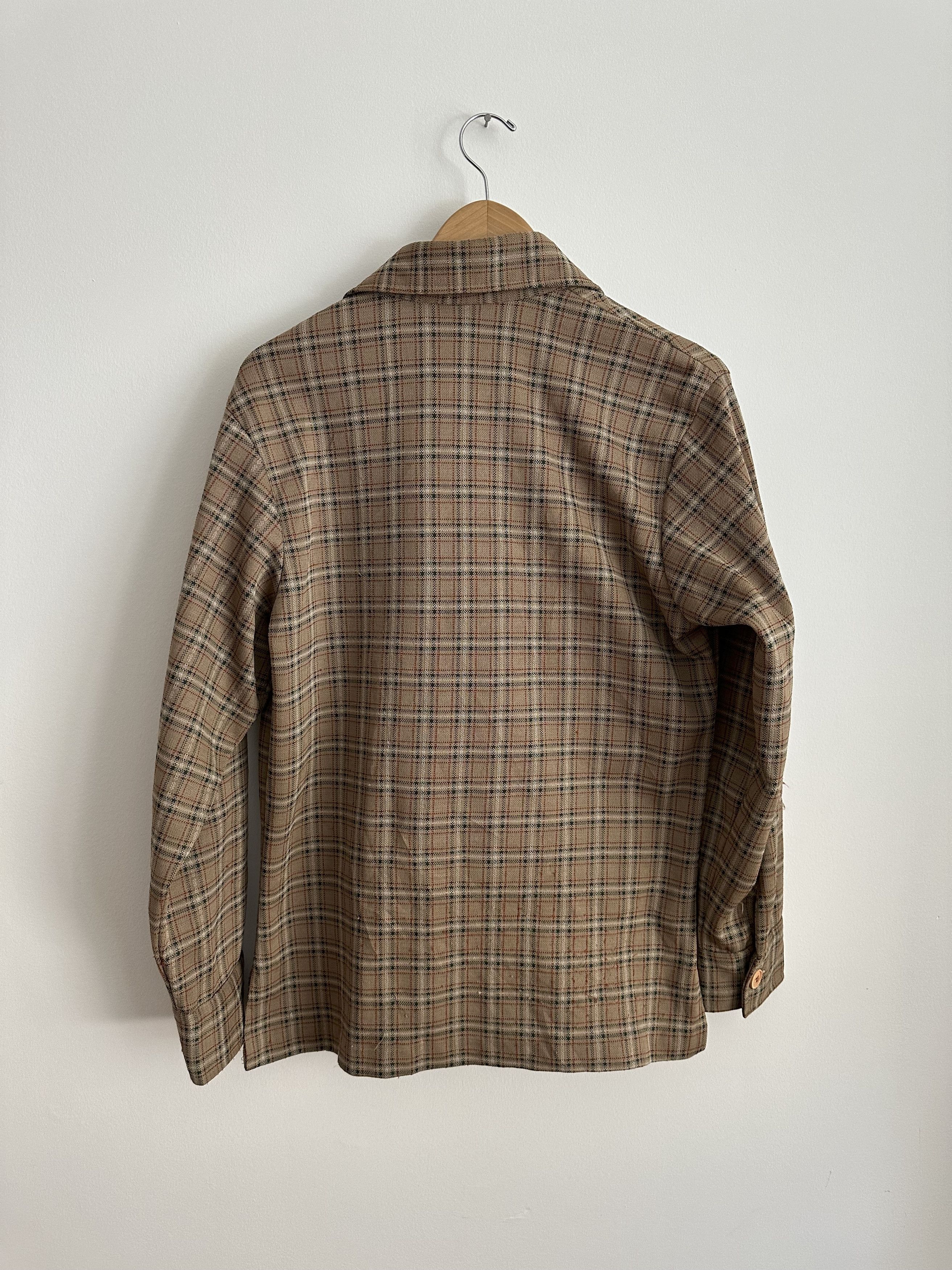 Quest Vintage tan/red/green button down Size US M / EU 48-50 / 2 - 4 Thumbnail
