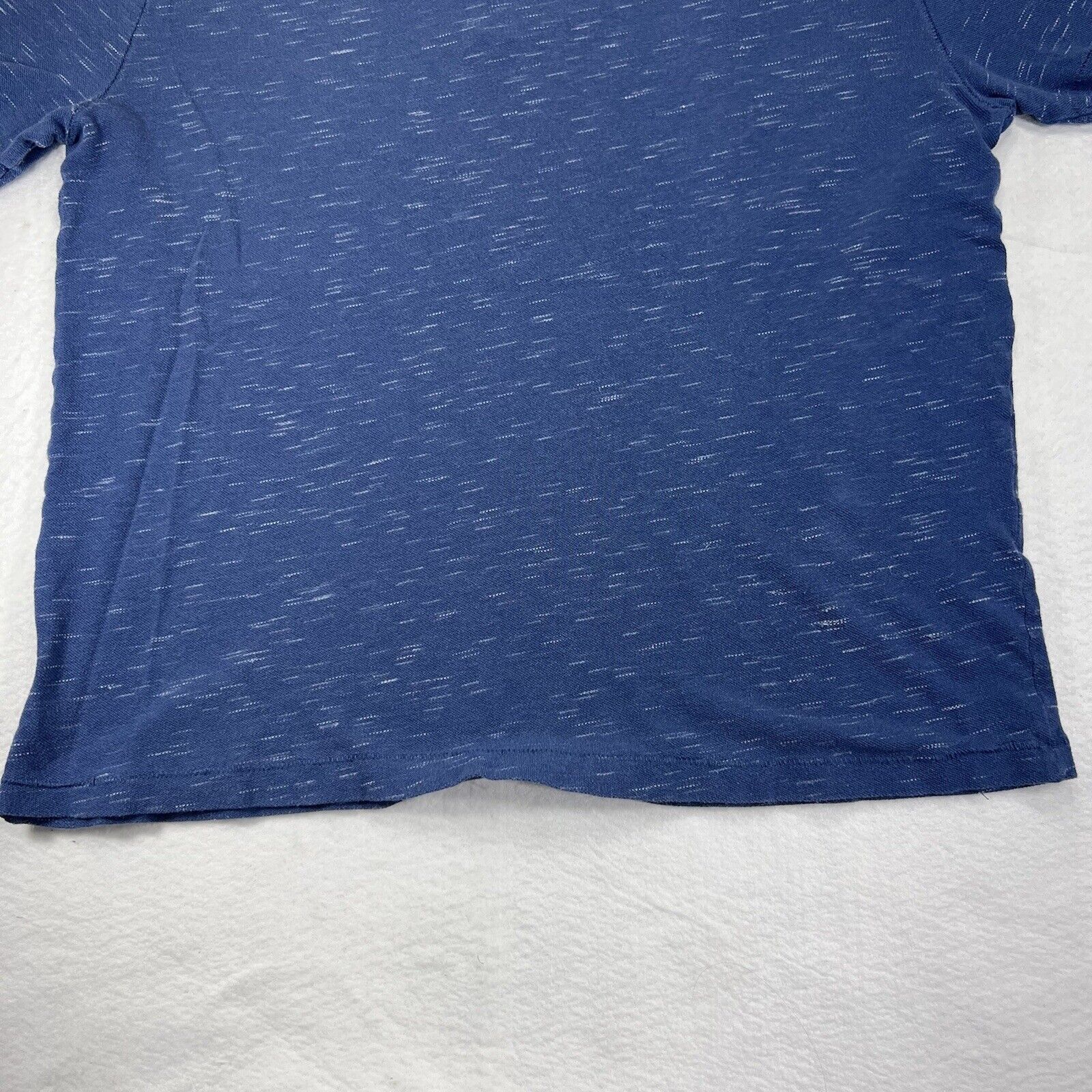 Disney Disney Epcot Henley Medium Graphic T Shirt Blue White Size US M / EU 48-50 / 2 - 11 Thumbnail