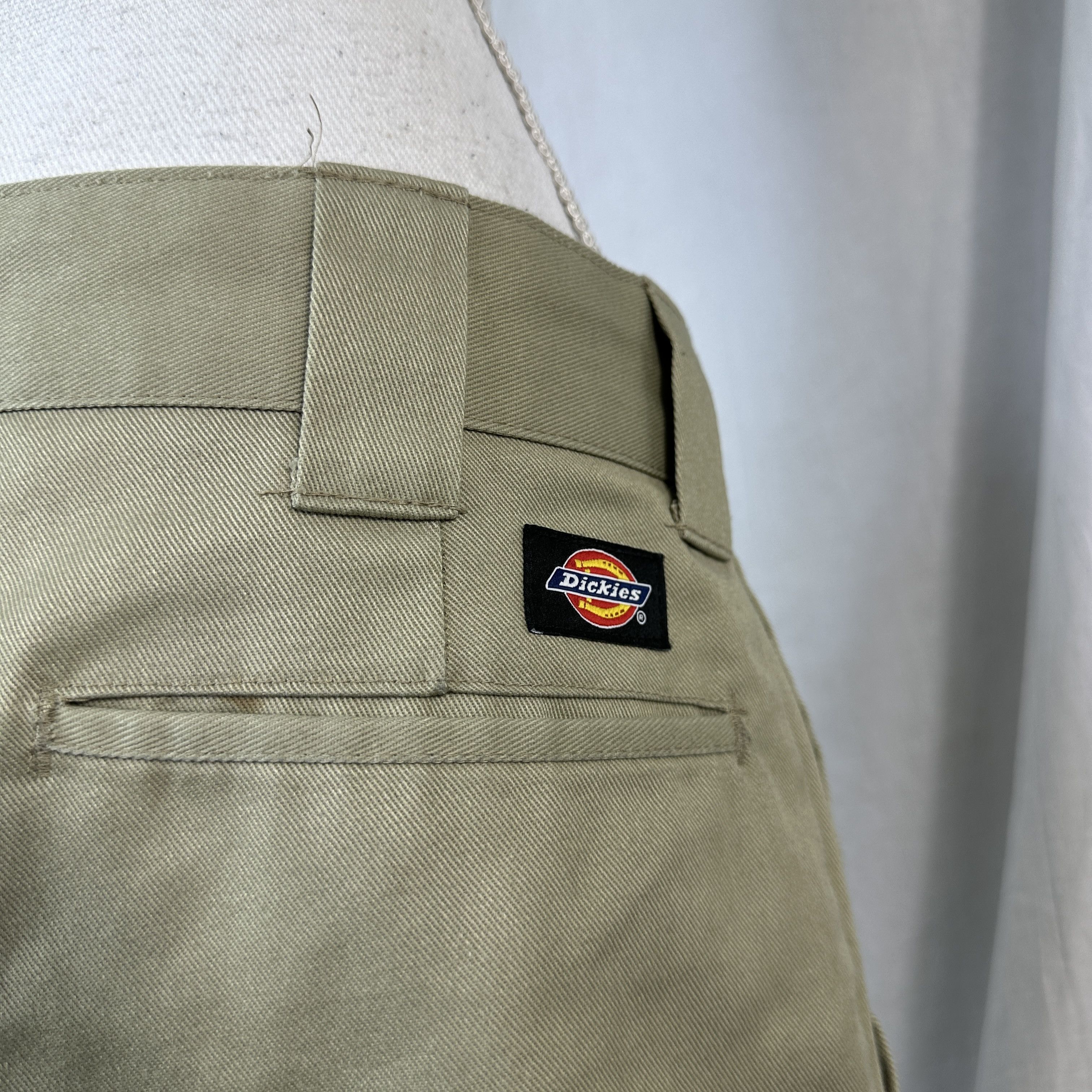 Dickies × Vintage Vintage Streetwear Y2K Casual Dickies Shorts Size 32" / US 10 / IT 46 - 8 Thumbnail