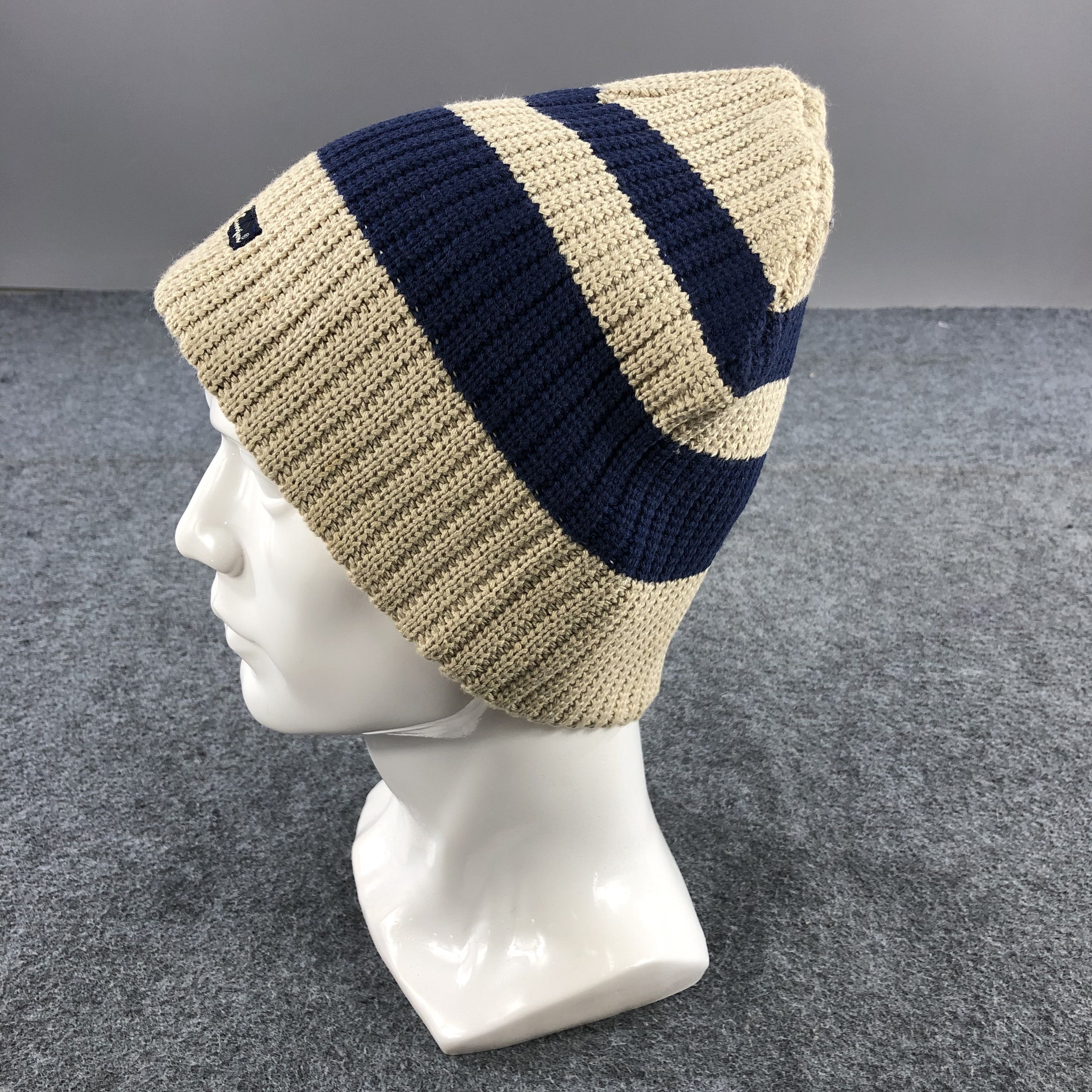 Champion Champion Beanie Snowcap Snow Hat B240 Size ONE SIZE - 2 Thumbnail