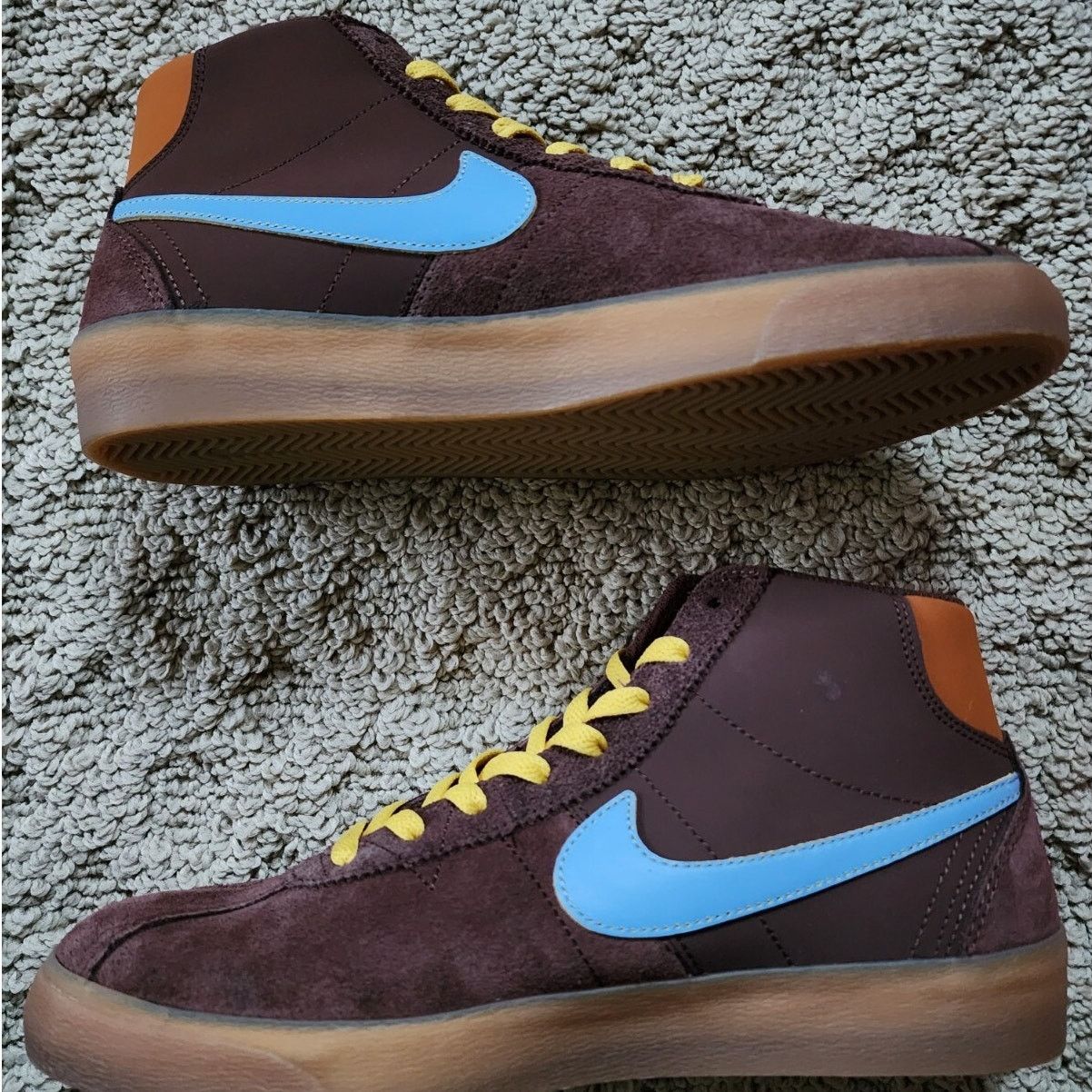 Nike Wmns Nike Why So Sad? x Bruin SB High Brand New Sz 7 Size US 7 / IT 37 - 3 Thumbnail