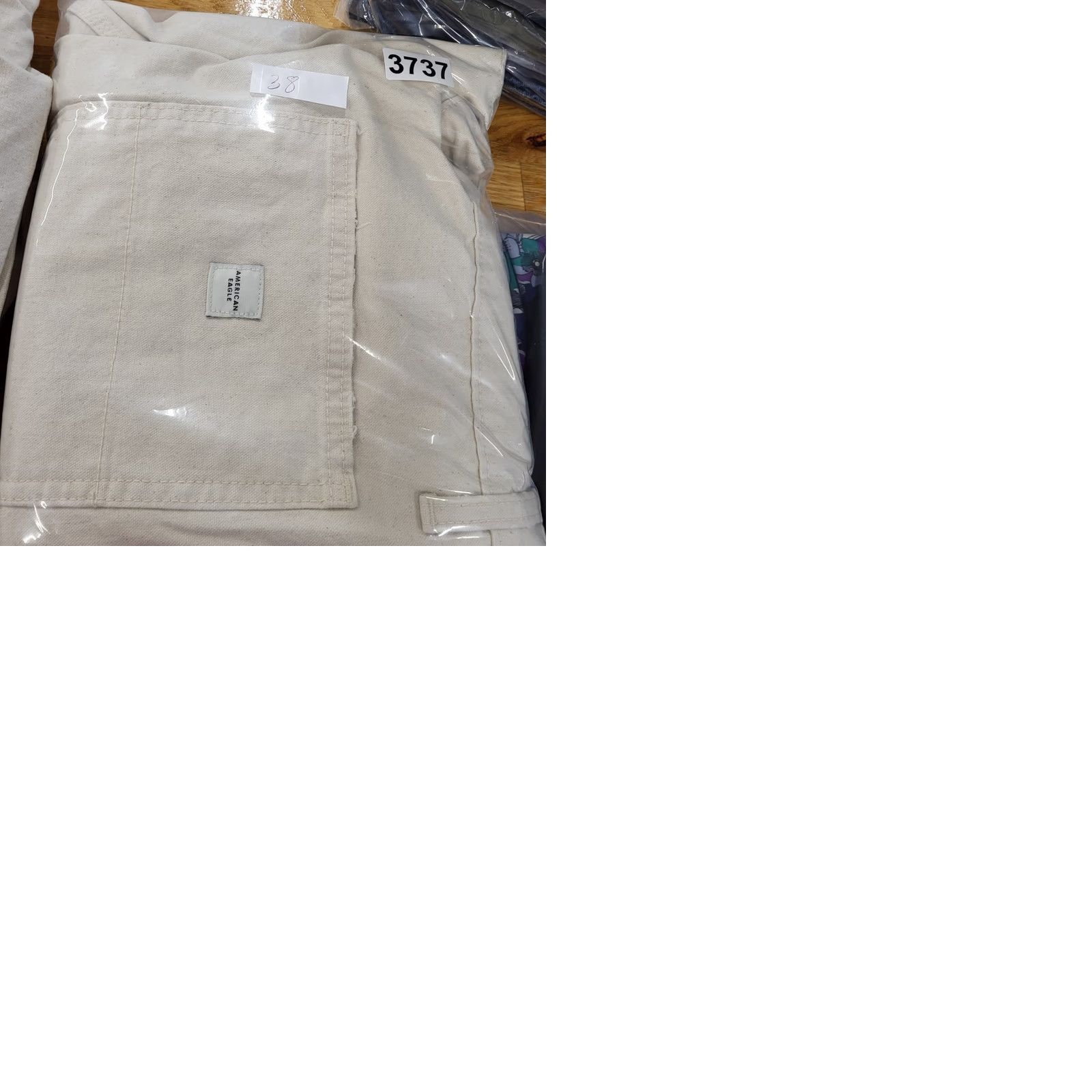American Eagle Outfitters VINTAGE American Eagle 7" Shorts Men's Size 38 Flex Utility Natural Carpenter Jeans Shirt? Size US 38 / EU 54 - 10 Thumbnail