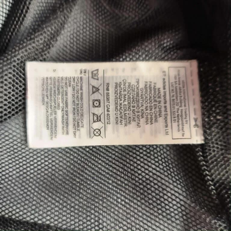 Adidas Juventus 2018-19 Adidas jacket size M Size US M / EU 48-50 / 2 - 5 Thumbnail