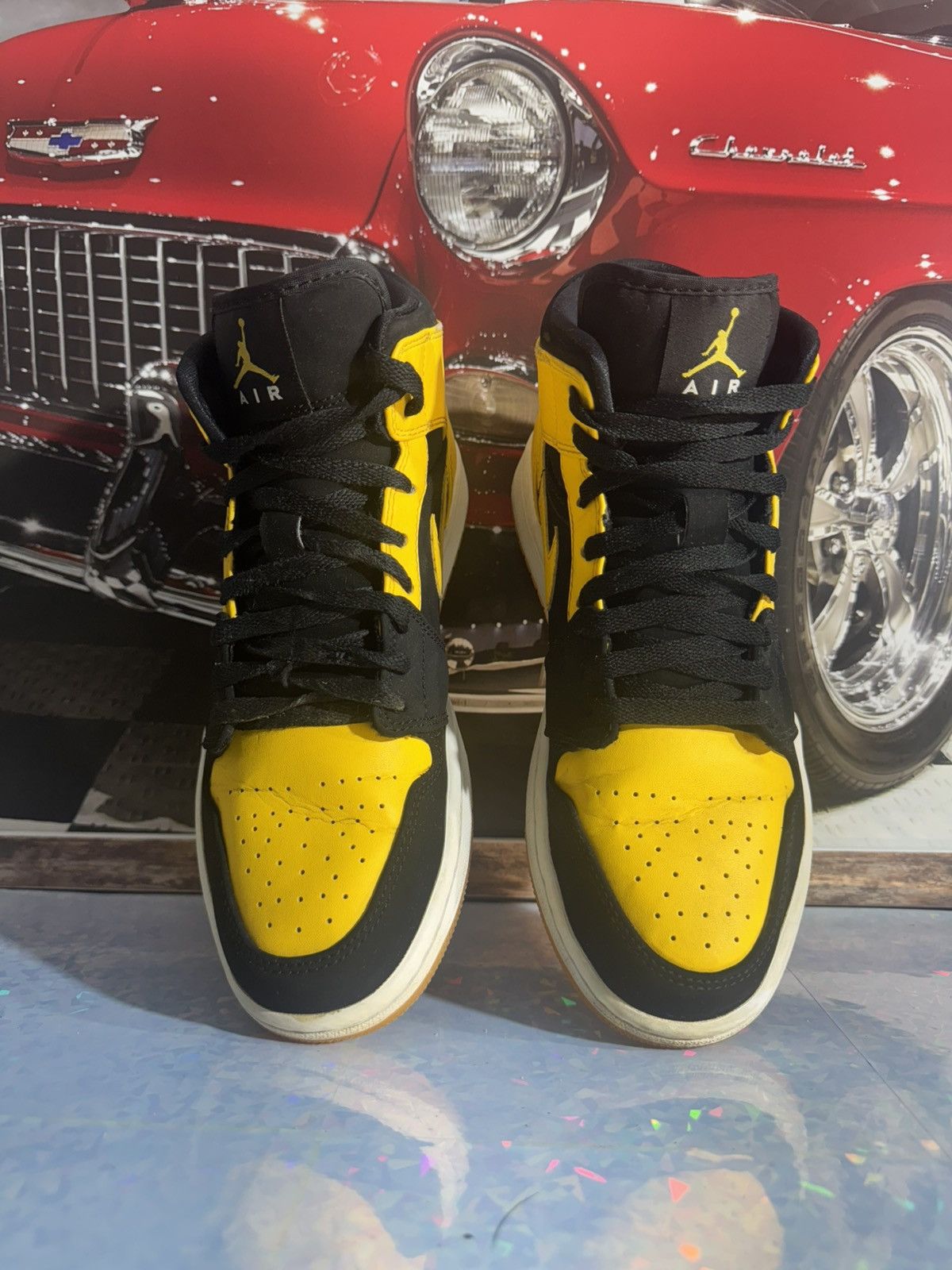 Other ⸻ Air Jordan 1 Retro Mid ‘New Love’ – Sneakers Size US 8 / EU 41 - 8 Thumbnail