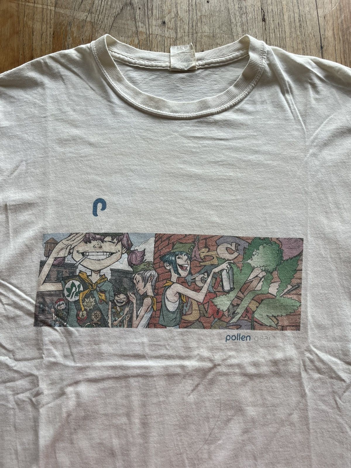 Designer Pollen gear ( promo ads ) products By Jamie Hewlett Tshirt Size US M / EU 48-50 / 2 - 3 Thumbnail