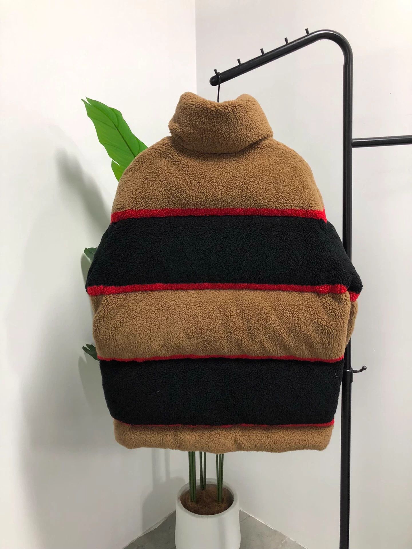 Burberry Burberry Brown Polar Fleece M Jacket Size M / US 6-8 / IT 42-44 - 2 Thumbnail