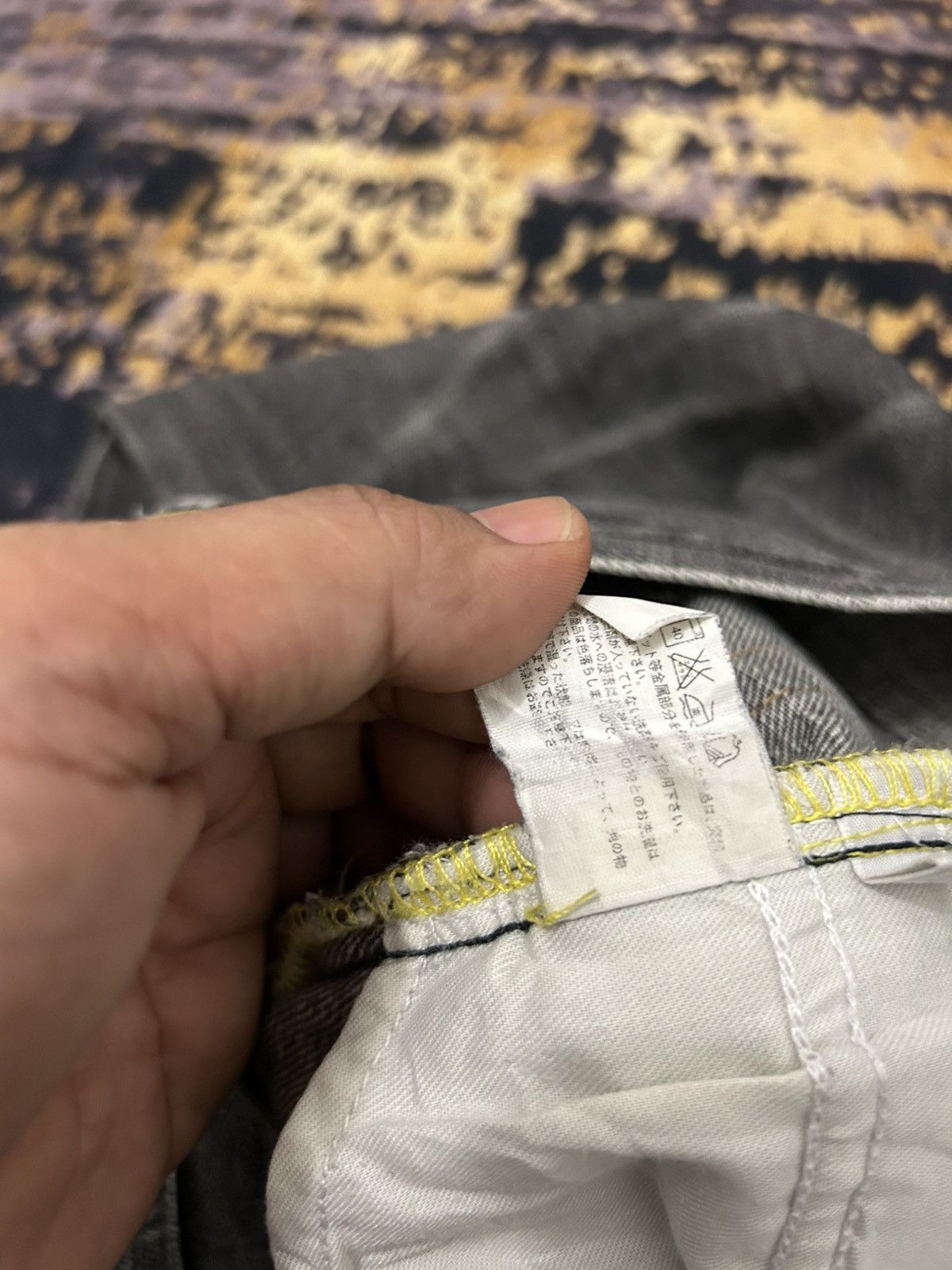 Uniqlo Vintage Uniqlo Distressed Clawmark Jeans Size US 31 - 11 Thumbnail
