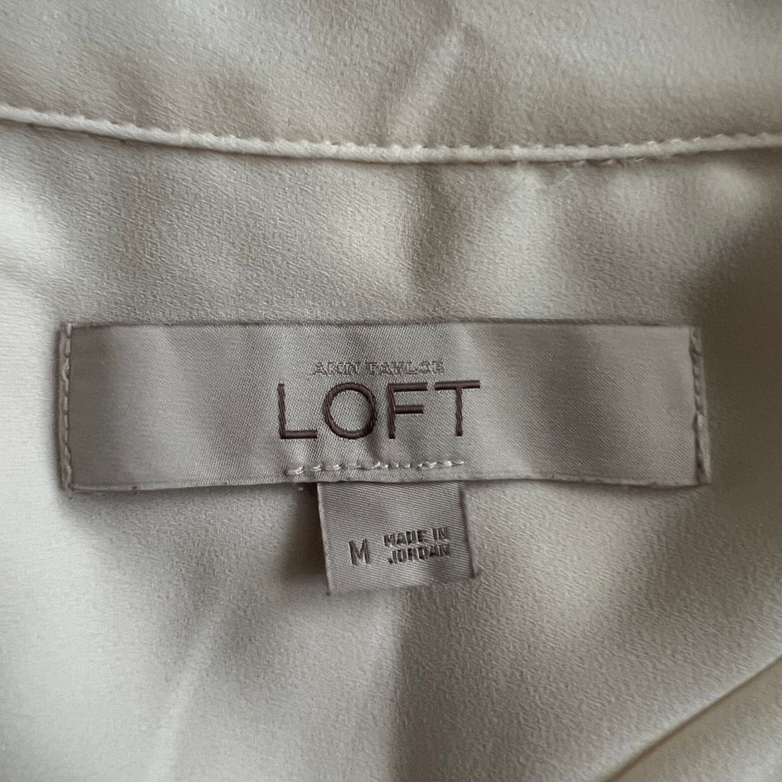 Ann Taylor LOT 2 ANN TAYLOR Loft Beige Semi Sheer Long Sleeve Top, M Size M / US 6-8 / IT 42-44 - 13 Thumbnail
