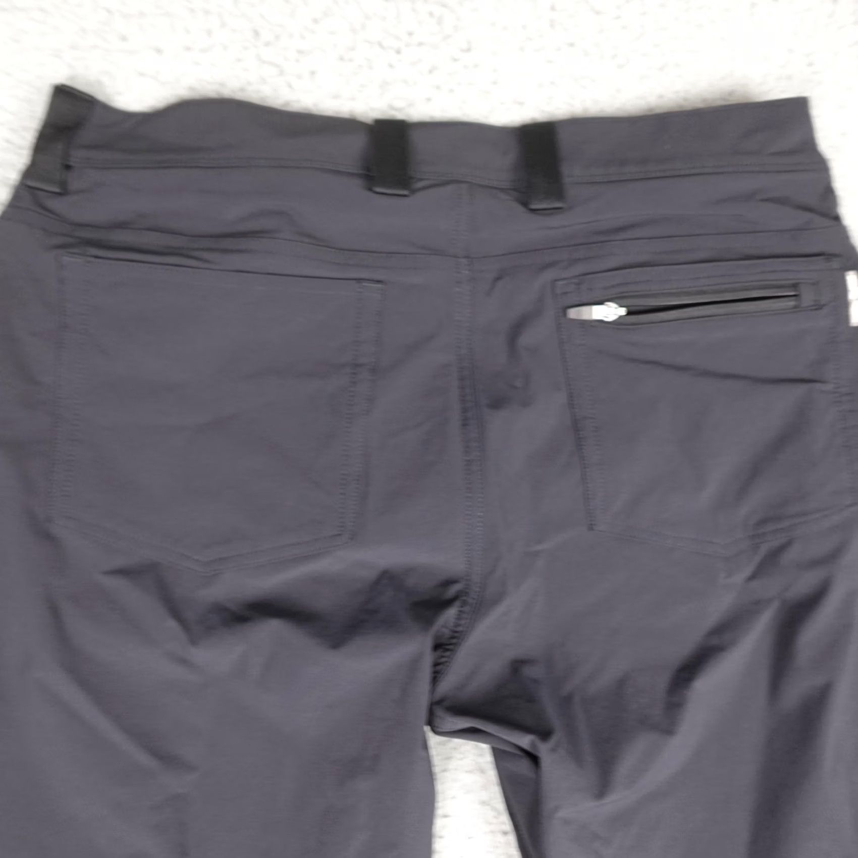 Duluth Trading Company Duluth Trading Co Pants Mens 36x30 Black Nylon Stretch Workwear Khakis Pants Casual Golf Outdoor Size US 36 / EU 52 - 7 Thumbnail
