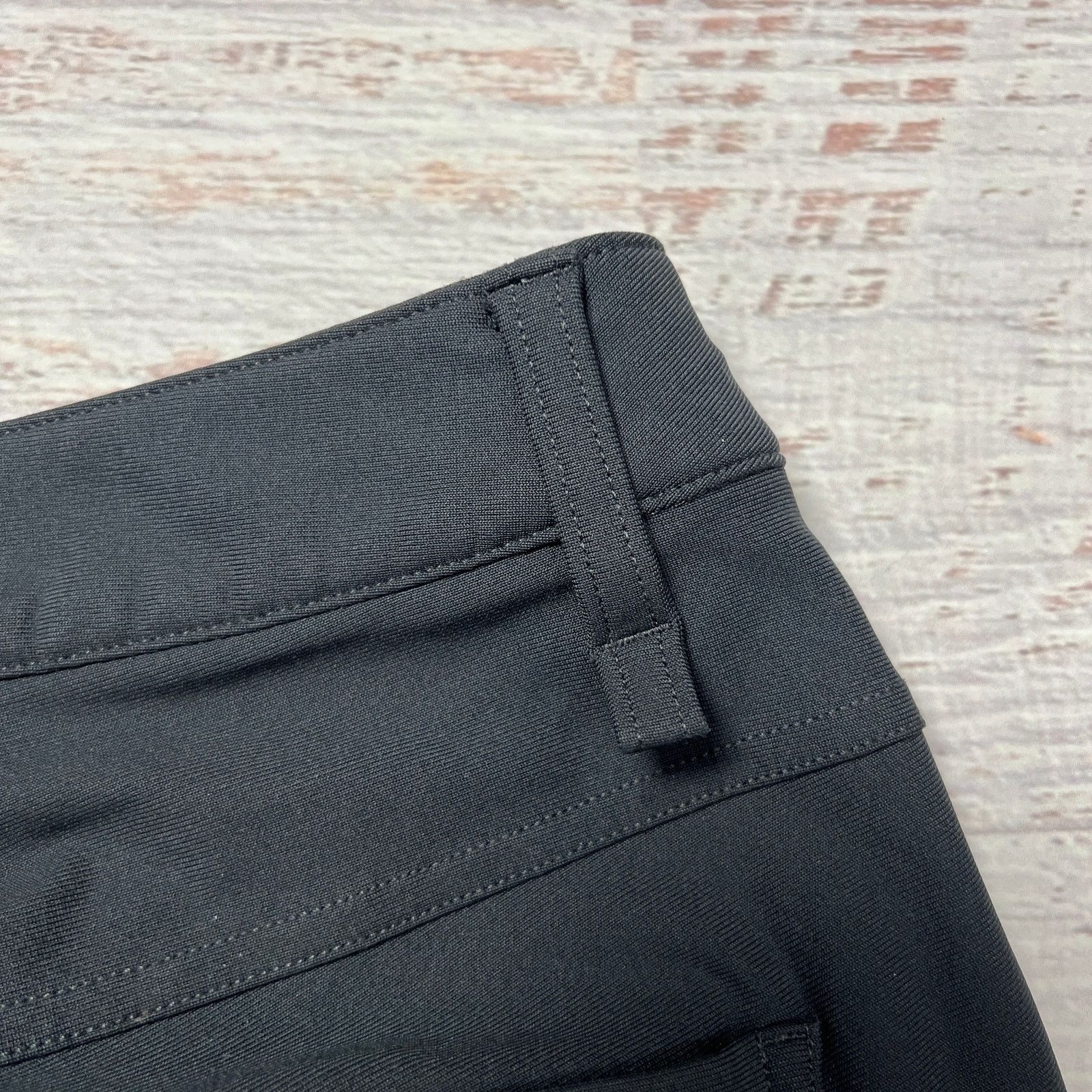 Lululemon Lululemon ABC Slim Fit Warpstreme Chino Black Gray 34x28 Size US 34 / EU 50 - 4 Thumbnail