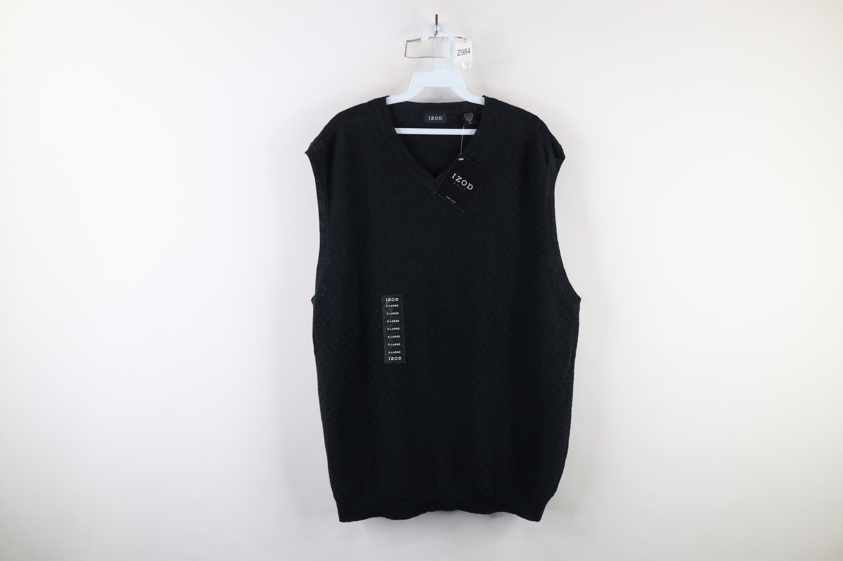 Izod × Vintage Deadstock Vintage Izod Golf Textured V-Neck Sweater Vest Size US XL / EU 56 / 4 - 1 Thumbnail