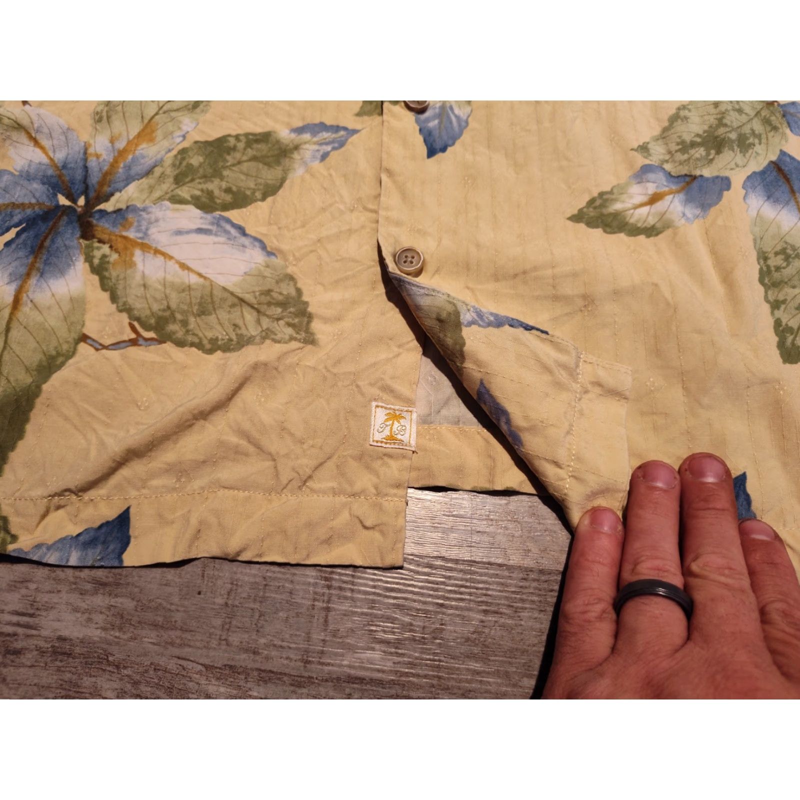 Tommy Bahama VINTAGE Tommy Bahama Camp Shirt Men XXL Yellow Silk Hawaiian Floral Short Sleeve Casual Size US XXL / EU 58 / 5 - 5 Thumbnail