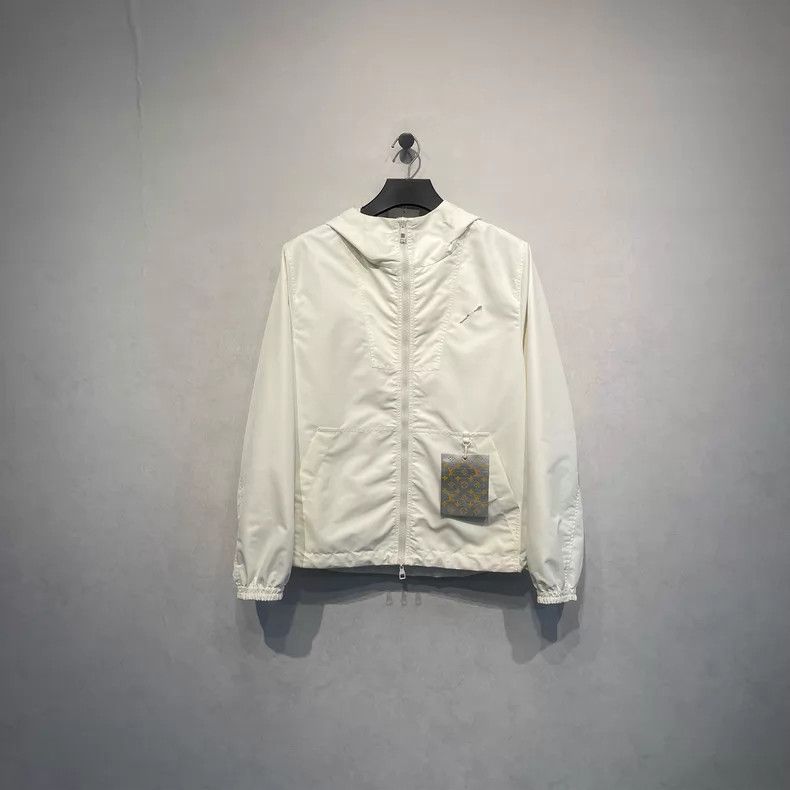Louis Vuitton Louis Vuitton White logo full print reversible jacket Size US S / EU 44-46 / 1 - 3 Thumbnail