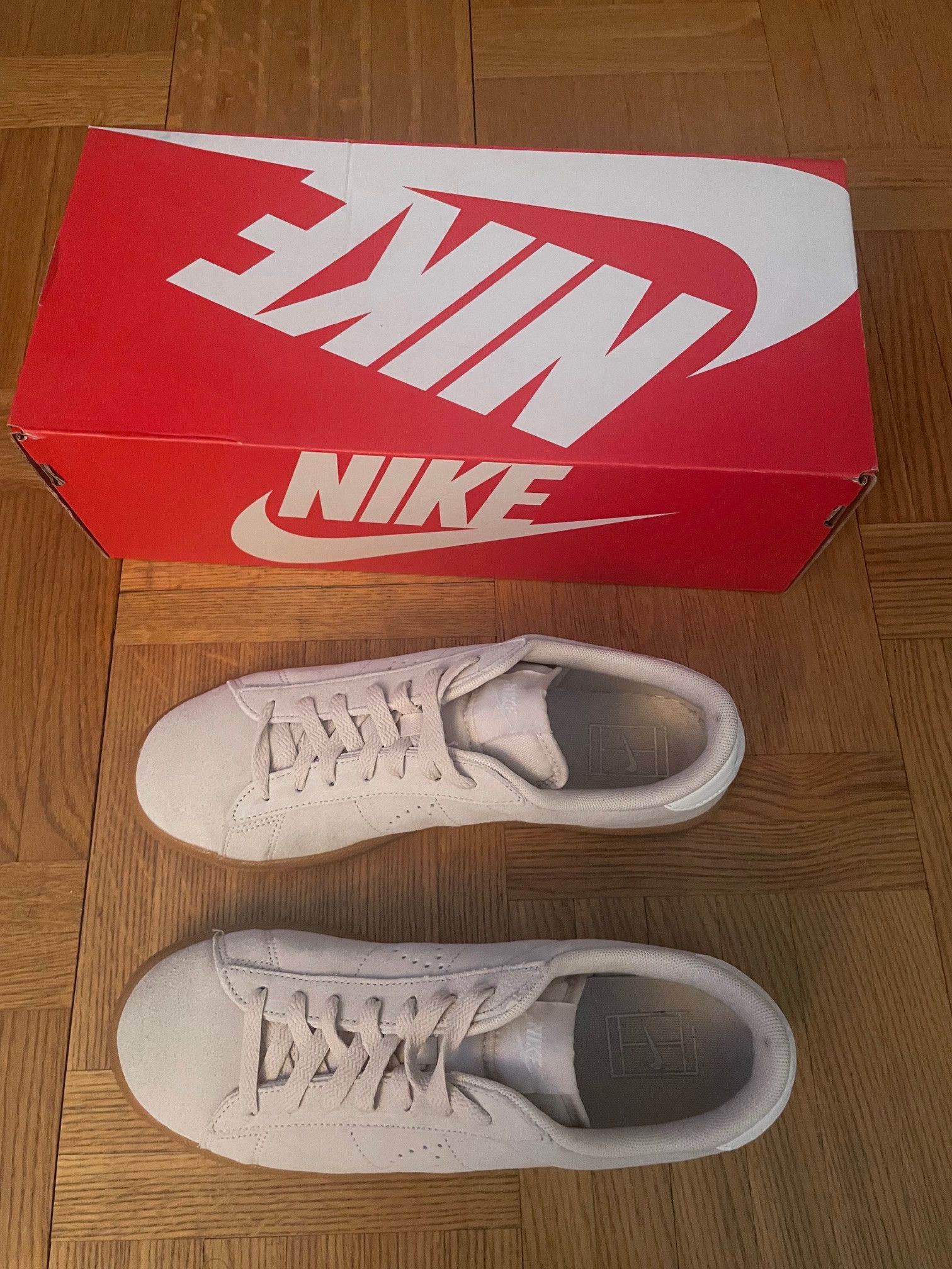 Nike Nike Tennis Classic CS Suede Size US 8.5 / EU 41-42 - 5 Thumbnail