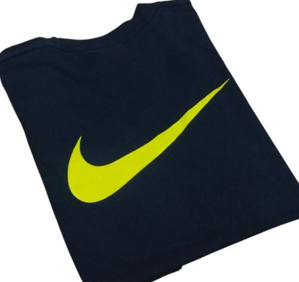 Nike Nike Vtg Graphic Tshirt Size US S / EU 44-46 / 1 - 10 Thumbnail
