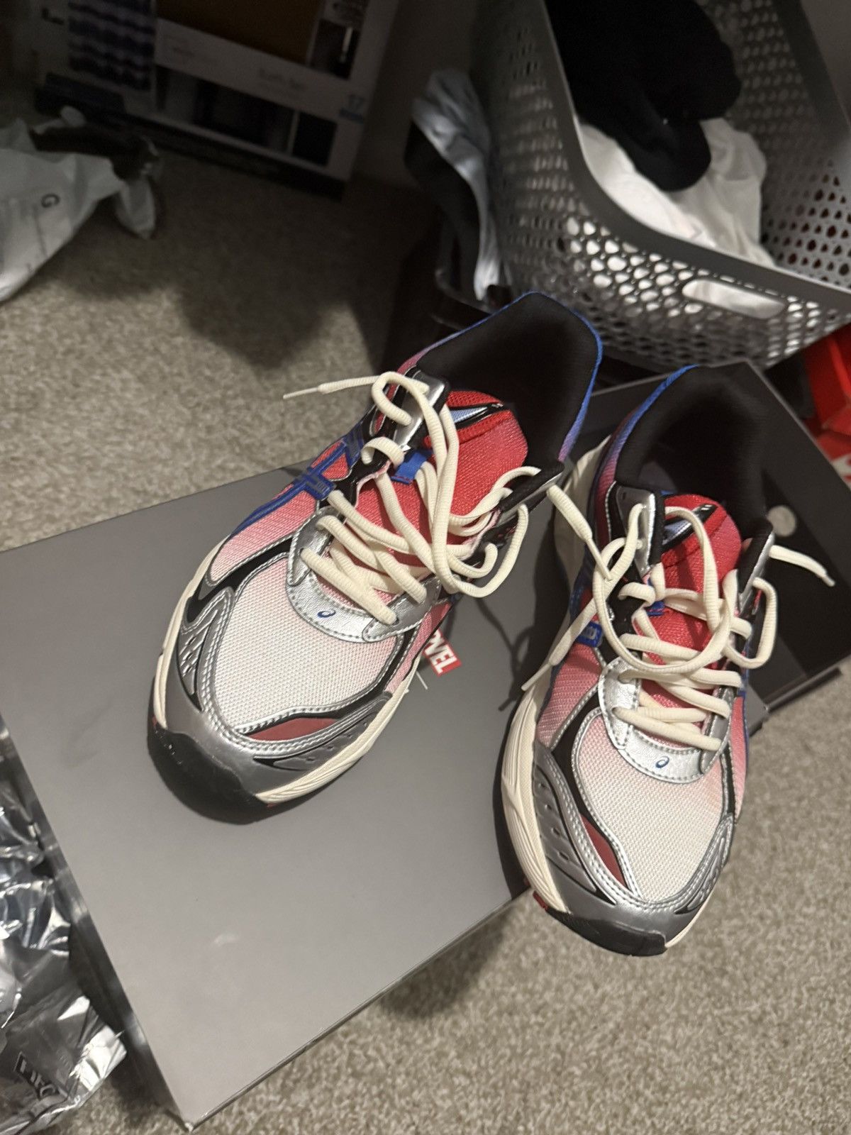 Asics × Kith Marvel asics Size US 9.5 / EU 42-43 - 2 Thumbnail