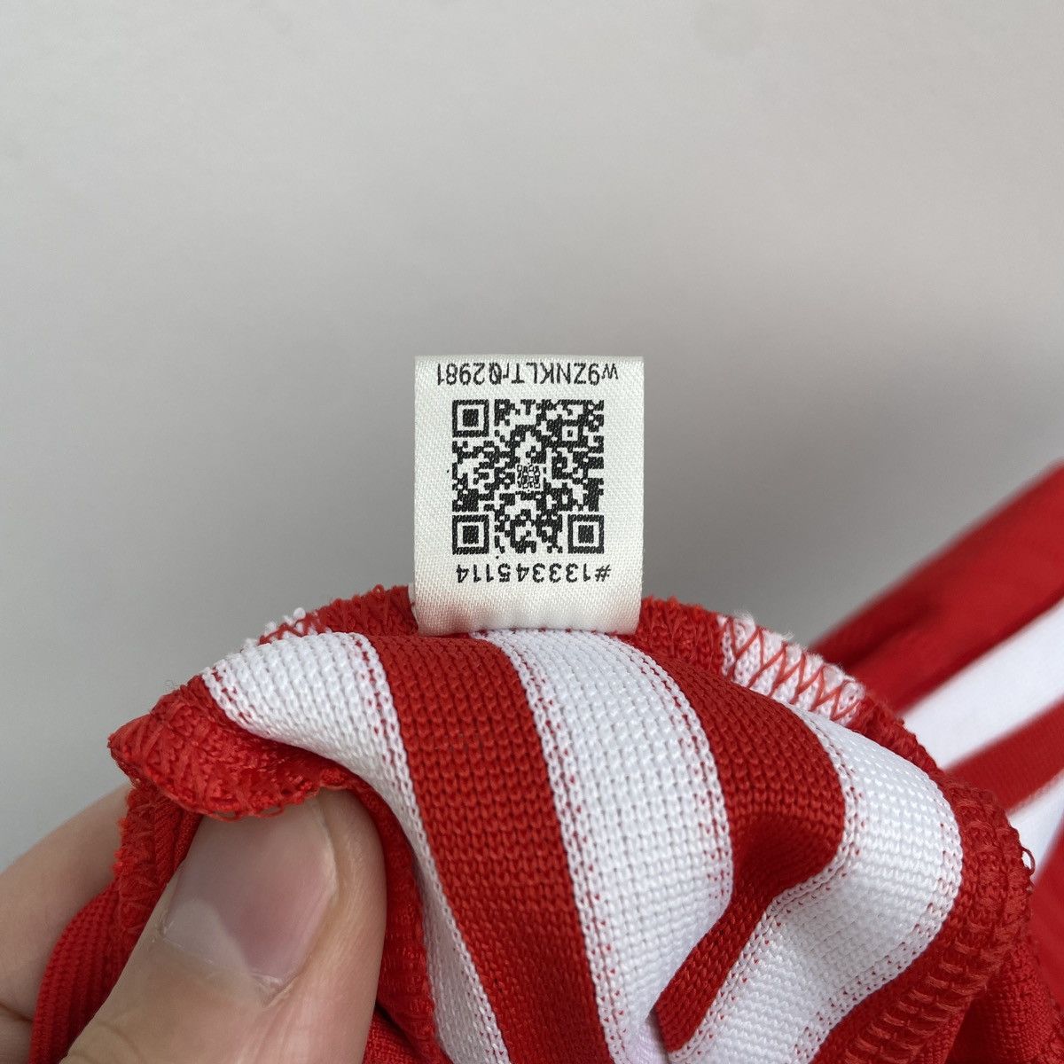Adidas Bayern Munich Kane Home Authentic Jersey HEAT.RDY 2024/2025 Size US L / EU 52-54 / 3 - 14 Thumbnail