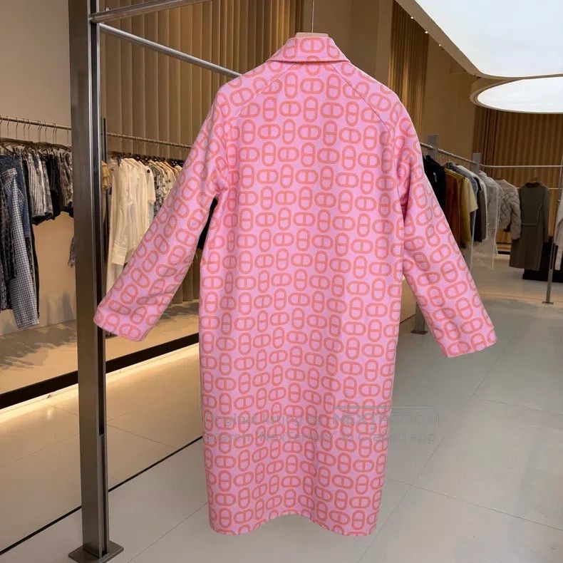 Hermes Hermes Peach Pink Pig Nose Button Double-Sided Wear Cashme Size 4XL / US 24-26 - 4 Thumbnail