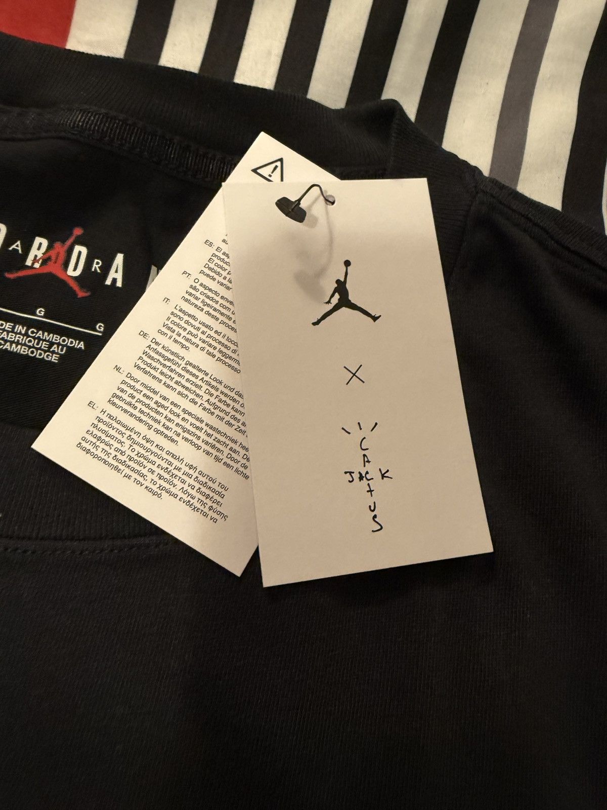 Travis Scott Cactus Jack x Jordan Collab Size Large Size US L / EU 52-54 / 3 - 2 Thumbnail