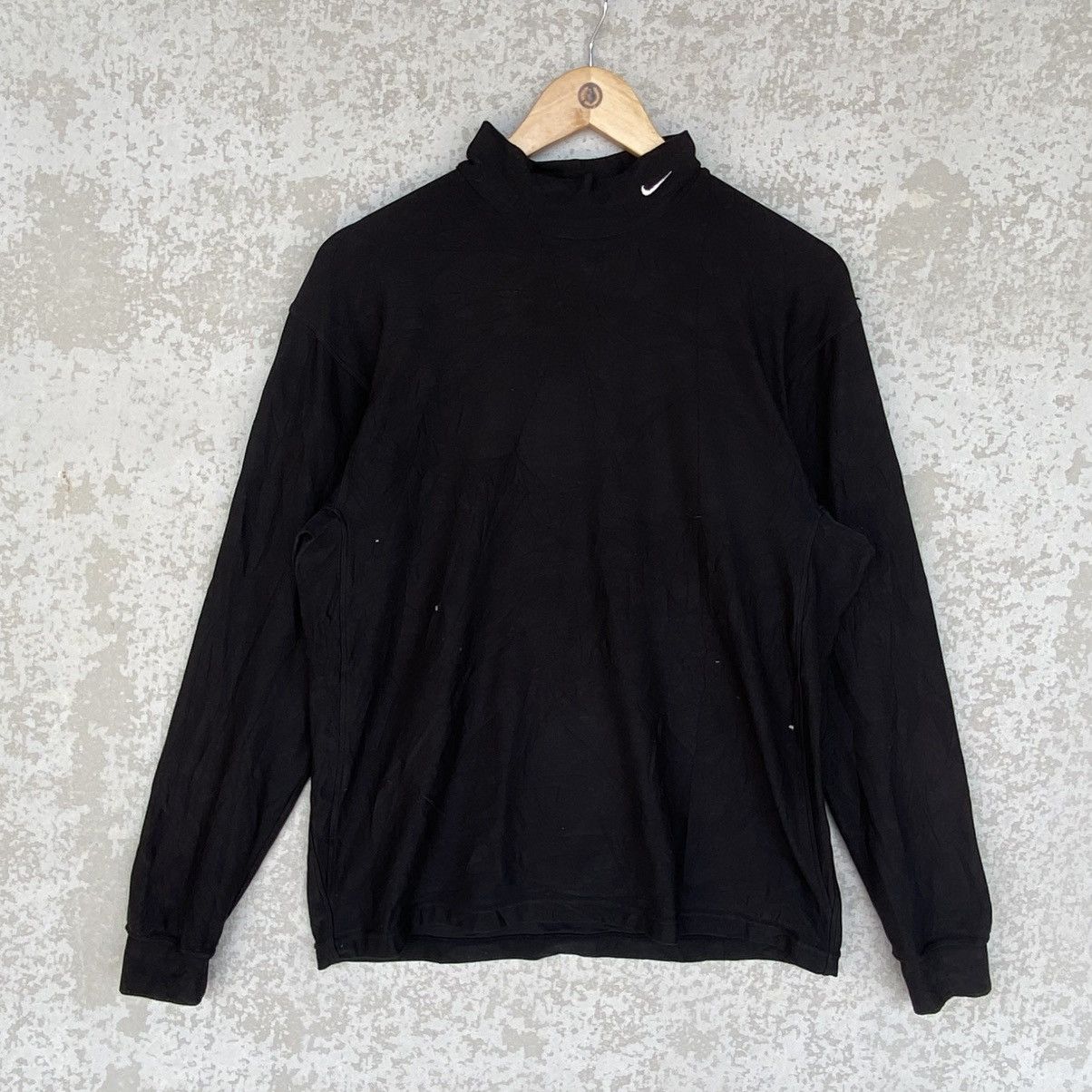 Other Vintage Nike Small Embroidered Crewneck Sweatshirt Black Size US M / EU 48-50 / 2 - 1 Thumbnail