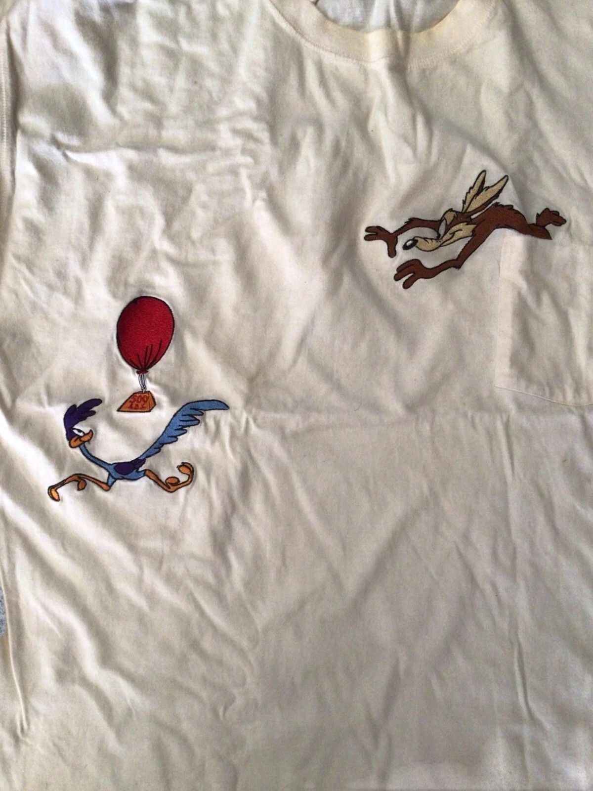 Vintage ACME Vintage Looney Tunes Wile E Coyote RoadRunner Pocket T Size US XXL / EU 58 / 5 - 3 Thumbnail