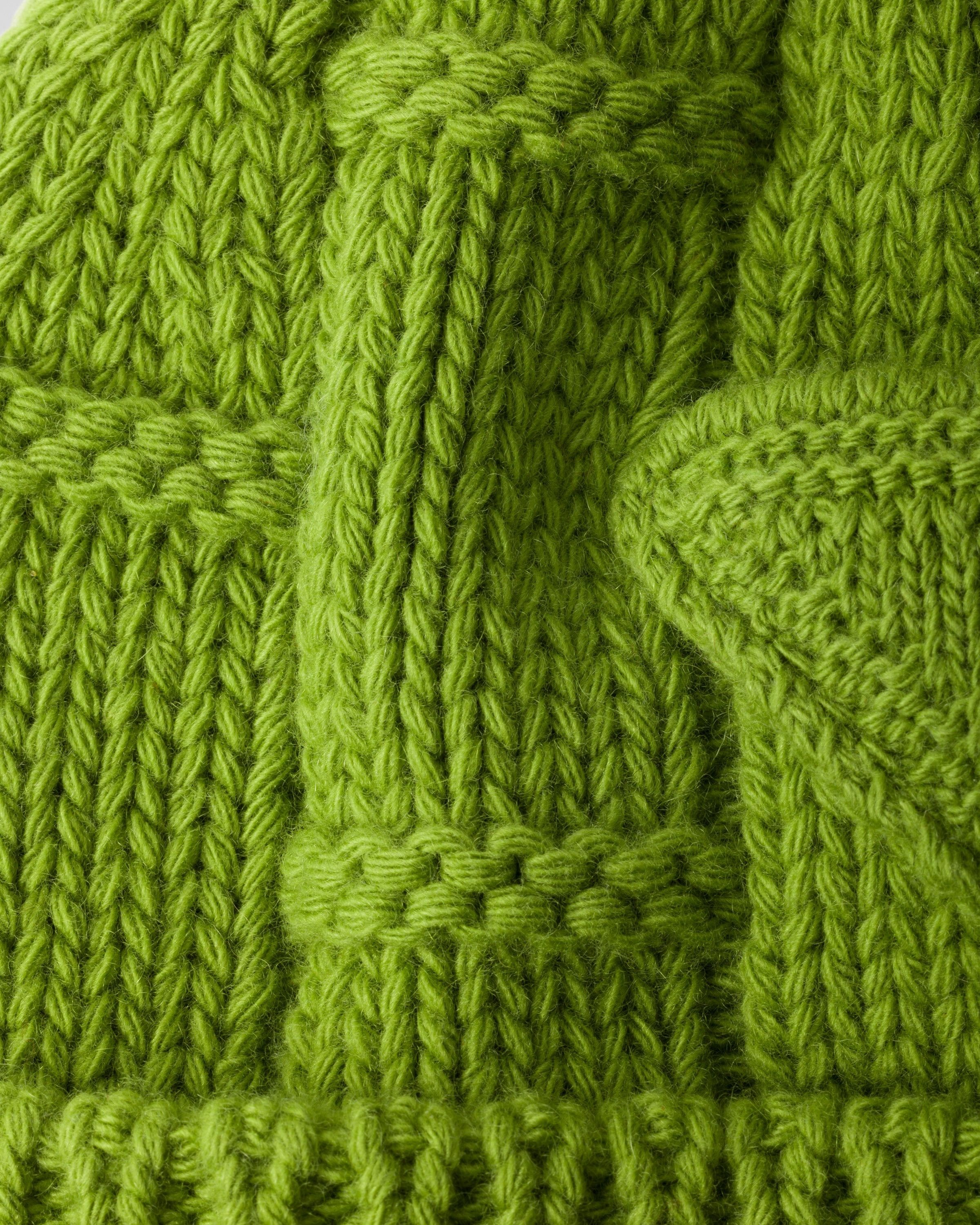 Prada o1bcso1str1025 Size: OS / Cashmere Beanie Hat / Cap in Green Size ONE SIZE - 3 Thumbnail