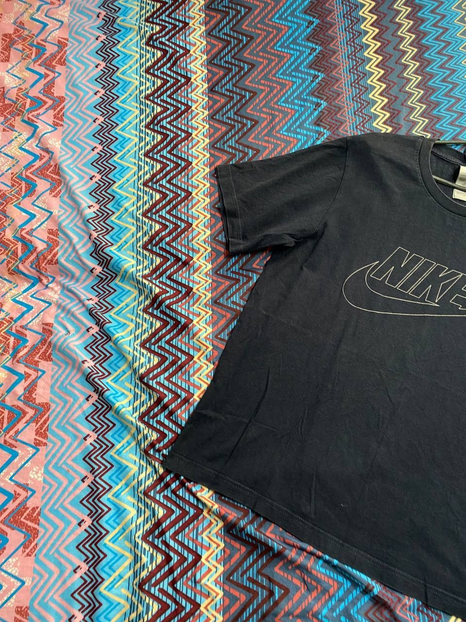 Nike × Vintage Vintage Nike T-Shirt Big Logo Swoosh Black 2000s Size US L / EU 52-54 / 3 - 10 Thumbnail