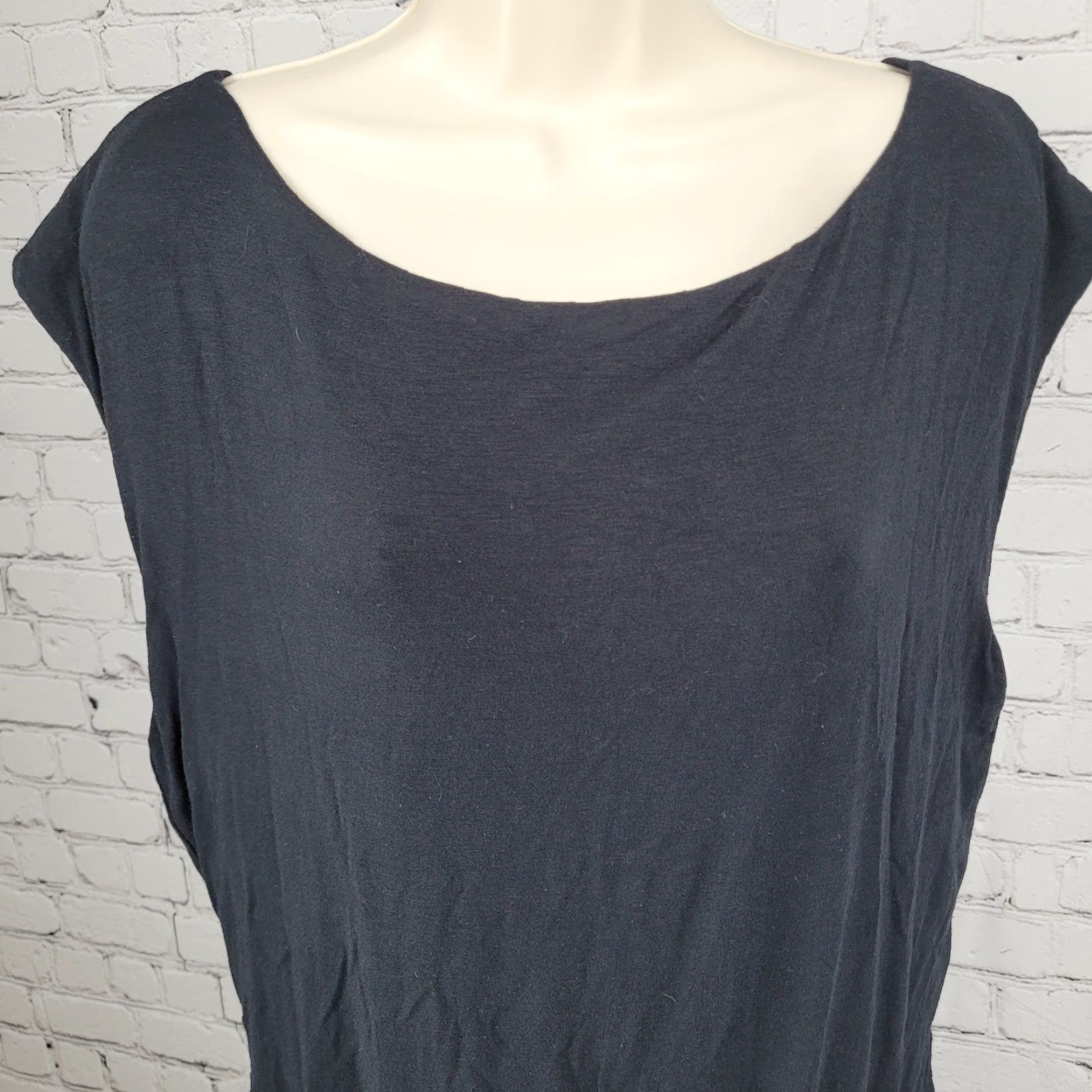 Athleta Athleta Dress Adult Size L Wool Blend Knit Short Sleeve Ruched Black - Womens Size L / US 10 / IT 46 - 5 Thumbnail