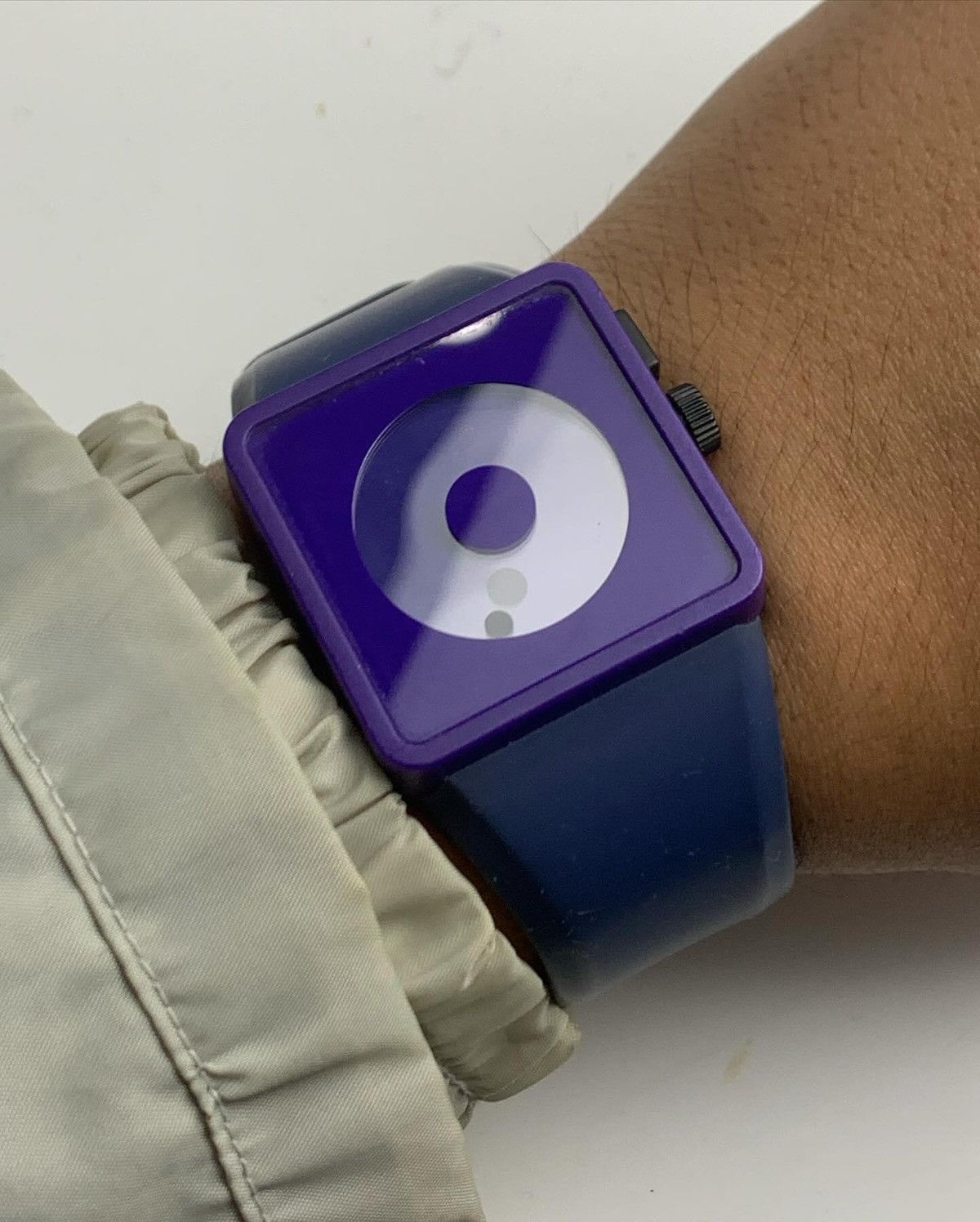 Japanese Brand 2000S NIXON THE NEWTON ANALOG WATCH Size ONE SIZE - 5 Thumbnail