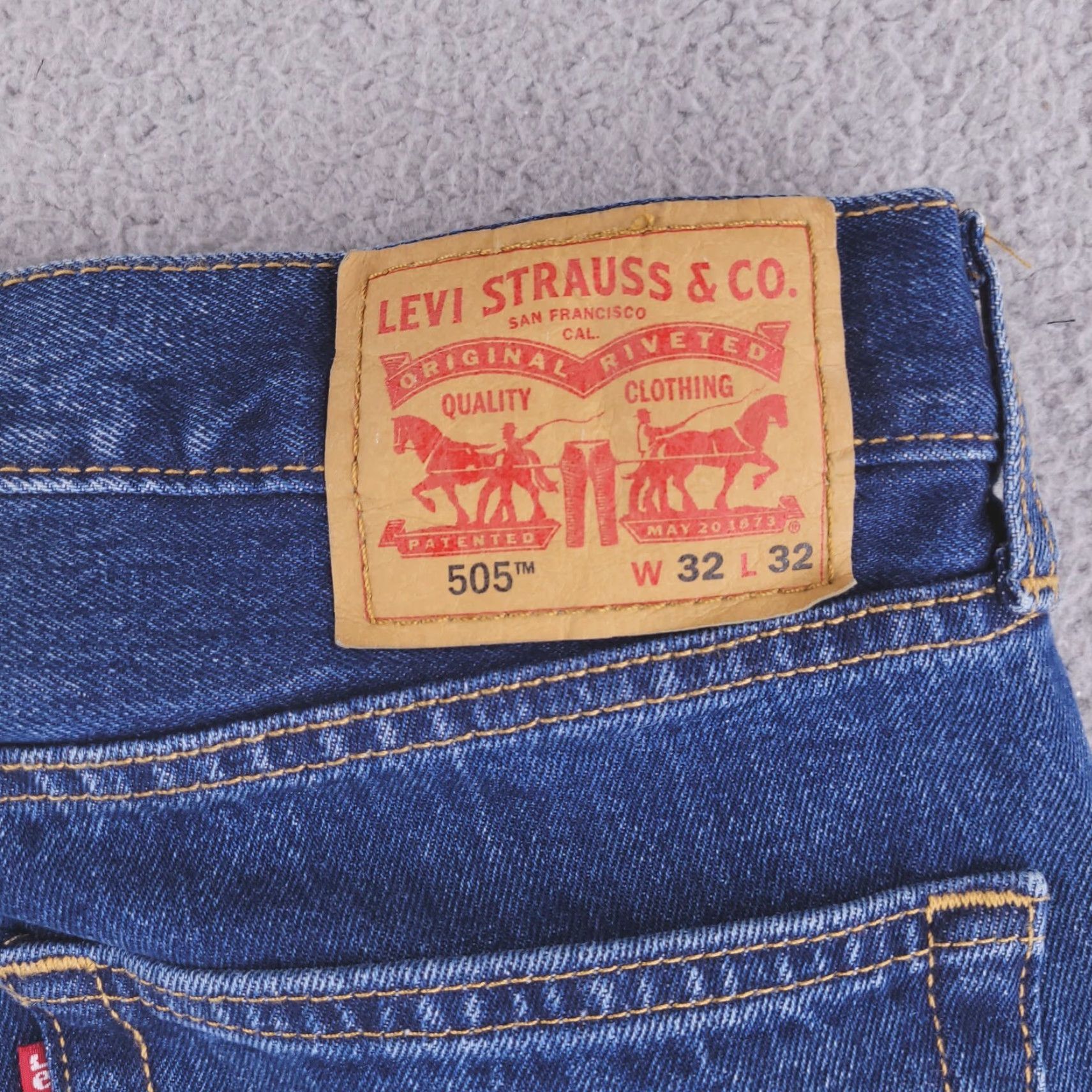 Levi's Levi's 505 Jeans Mens Regular Straight 32x28 Blue Denim Jeans Shirt? Size US 32 / EU 48 - 3 Thumbnail