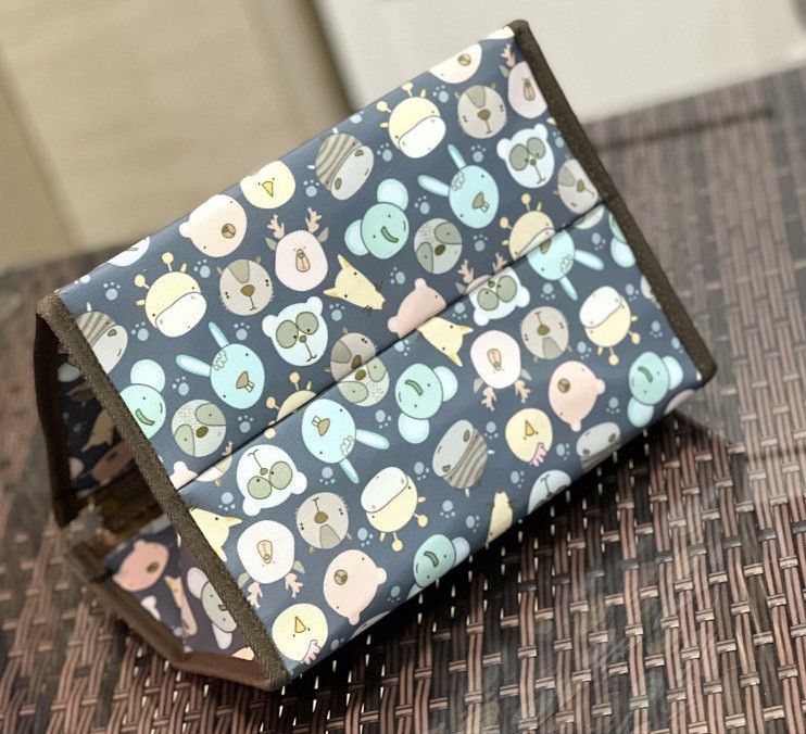 Japanese Brand Waterproof and oil-proof widened hand-held lunch bag Size ONE SIZE - 7 Thumbnail