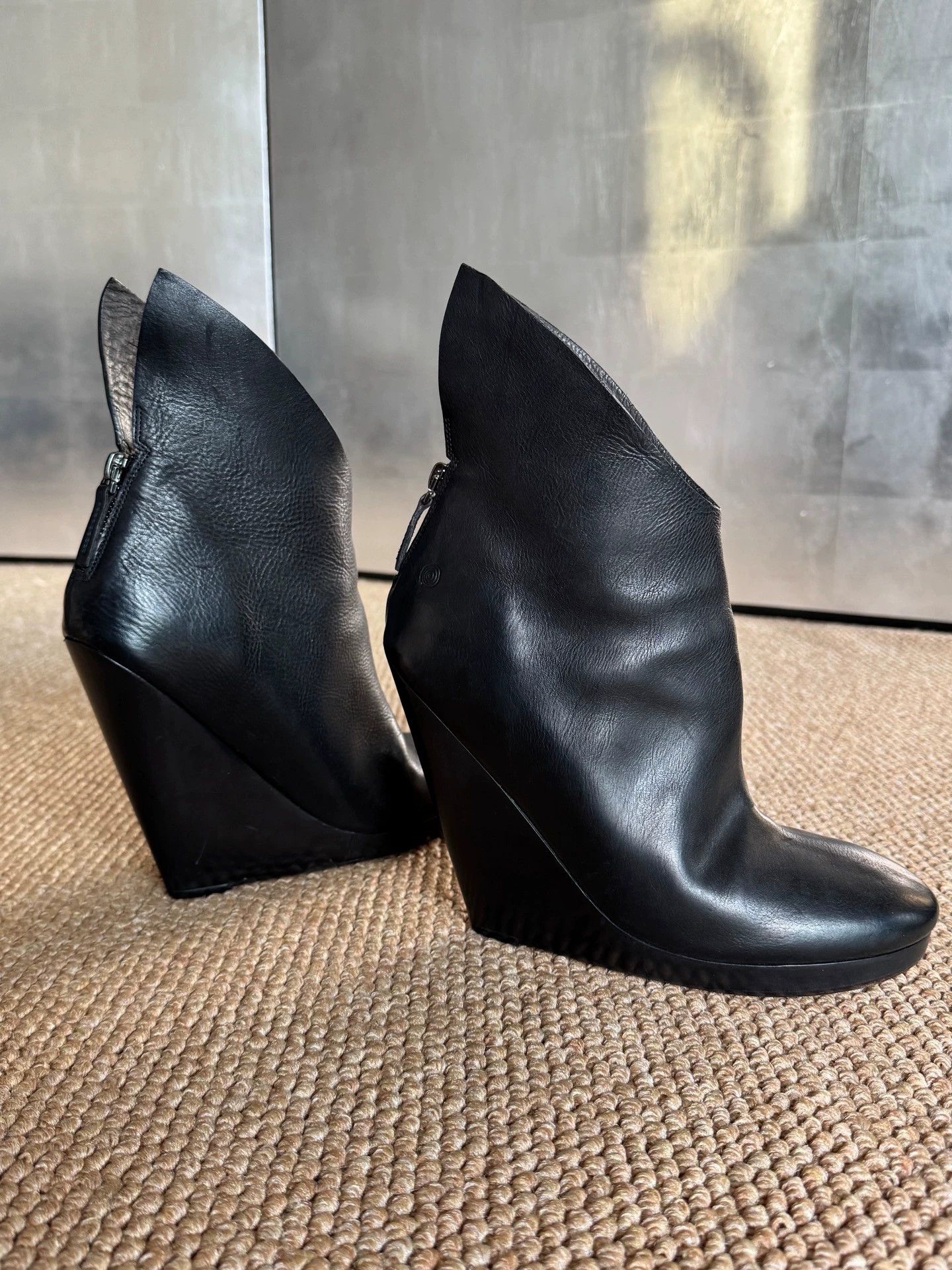 Other Vintage Italian Leather Asymmetric 13cm Block Heel Boots 39 Size US 8.5 / IT 38.5 - 9 Thumbnail