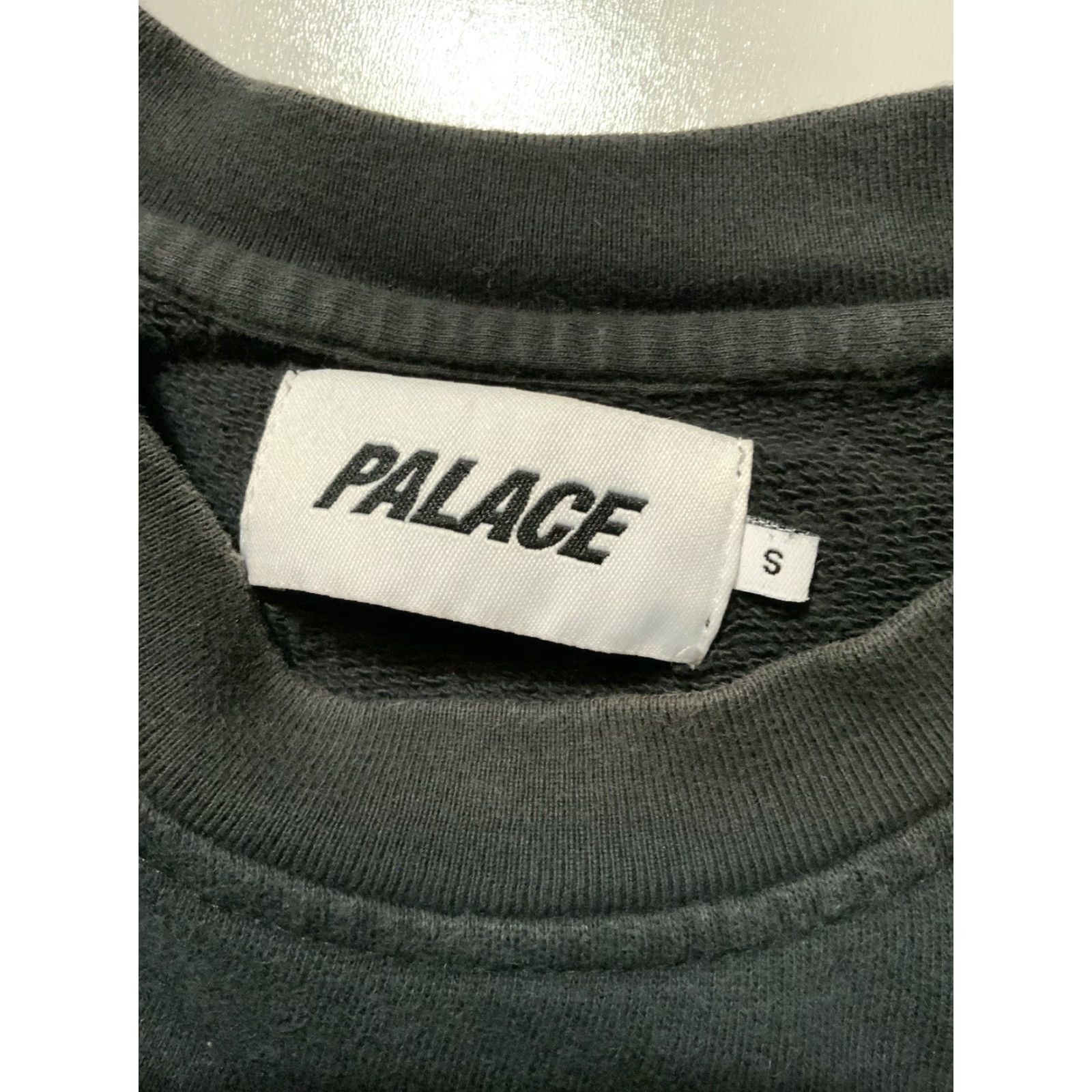 Palace VINTAGE Palace Skateboards Globaller World Tour Terry Cotton Crewneck Sweatshirt Sz. S Black Men's Sweatshirt Crewneck Pullover 50in Chest 27in Length Size US S / EU 44-46 / 1 - 7 Thumbnail