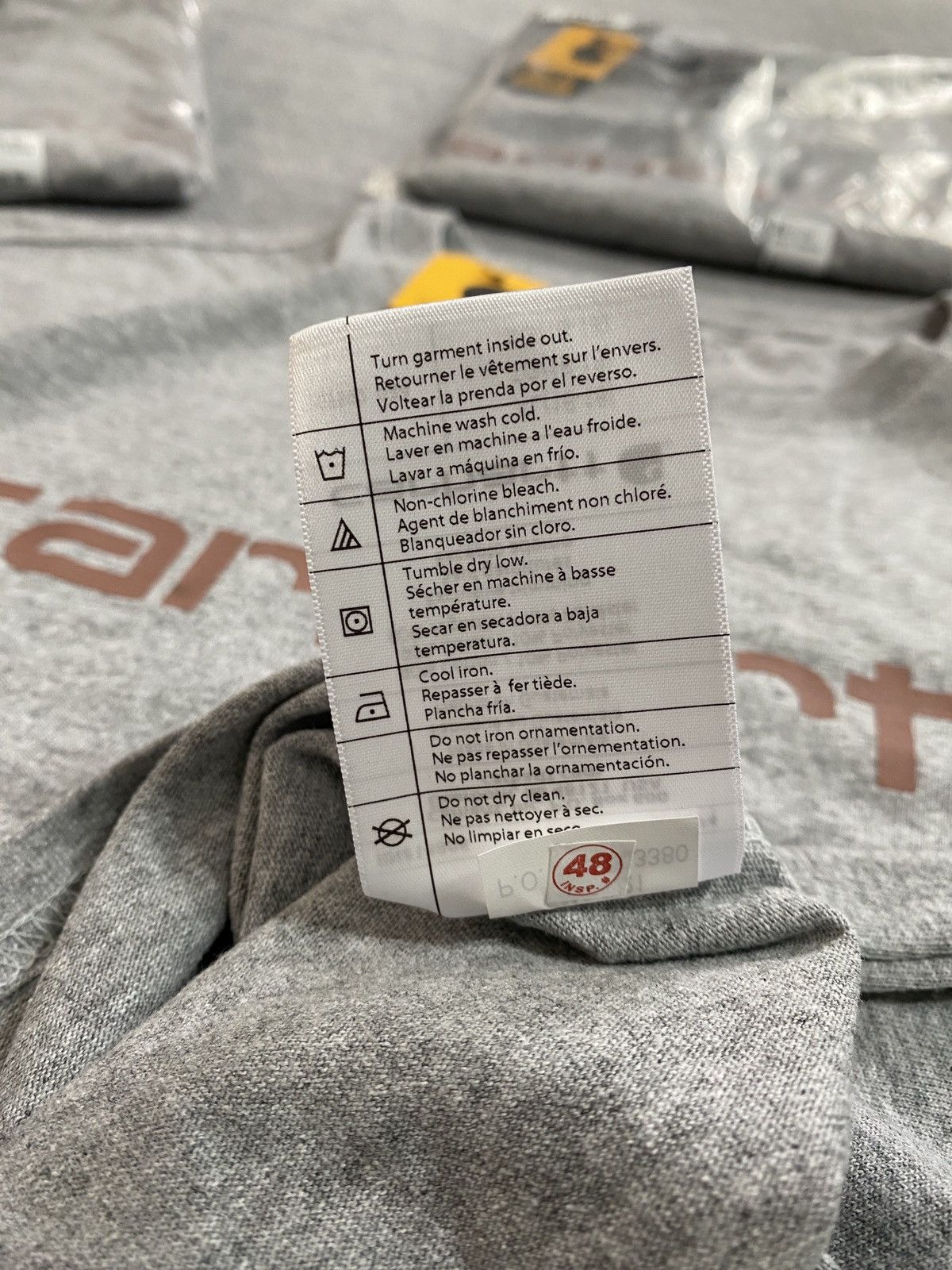 Carhartt Vintage Carhartt t shirt brown logo Y2k japanese style Size US XL / EU 56 / 4 - 9 Thumbnail