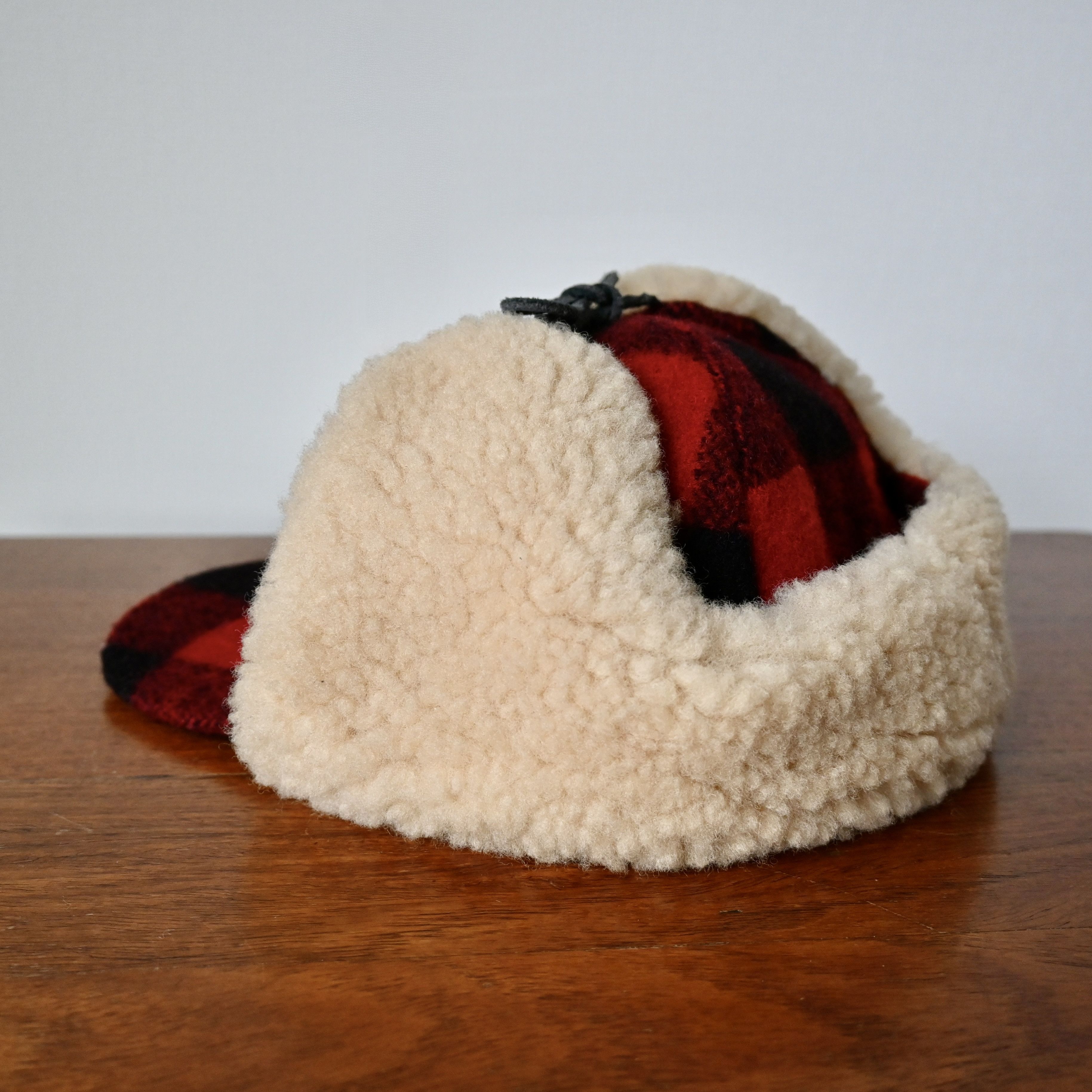 Banana Republic VTG 1990s BANANA REPUBLIC shearing earflap hat, made in USA Size ONE SIZE - 3 Thumbnail