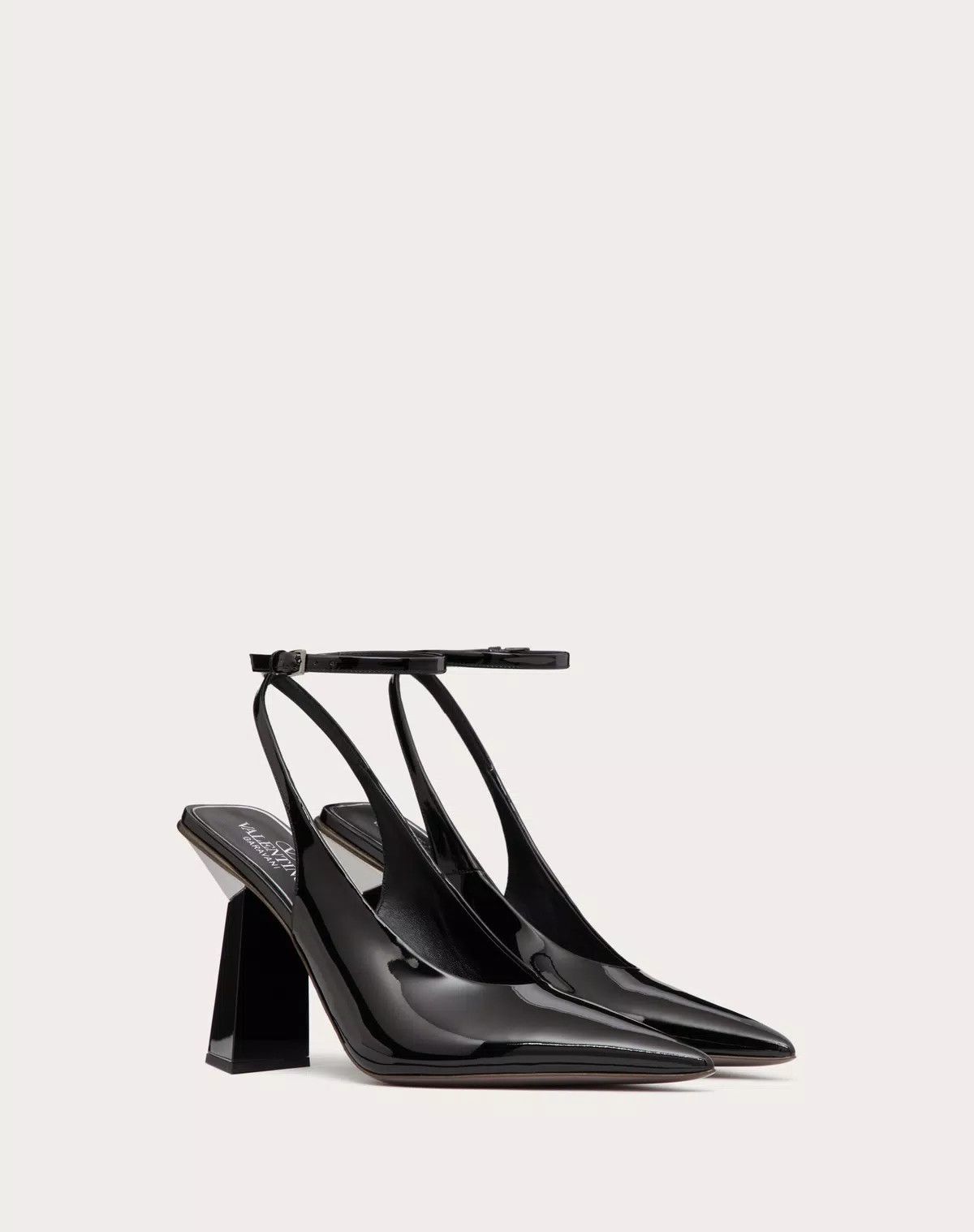 Valentino o1s1wg110426 One Stud Hyper Pump Patent Leather 105mm Black Size US 8.5 / IT 38.5 - 2 Thumbnail