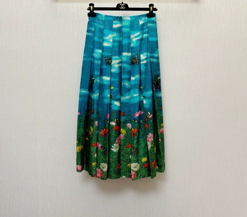 Gucci GucciSilk skirt 2503-Nextarrow Size 26" / US 2 / IT 38 - 1 Thumbnail