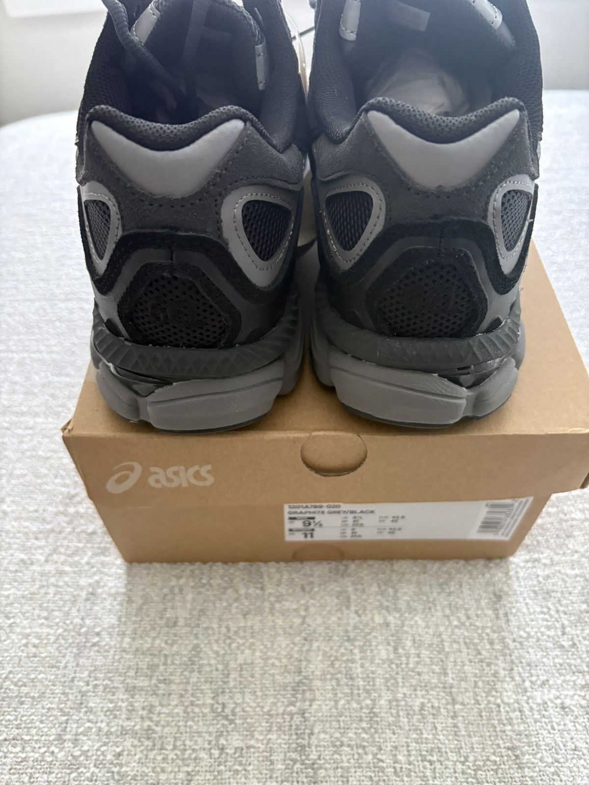Asics ASICS Gel NYC “Graphite Grey Black” Size US 9.5 / EU 42-43 - 2 Thumbnail