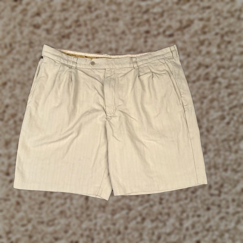 Tommy Bahama Tommy Bahama Shorts Mens 40 Khaki Silk Blend Pleated Chino Golf Herringbone Size US 40 / EU 56 - 1 Thumbnail