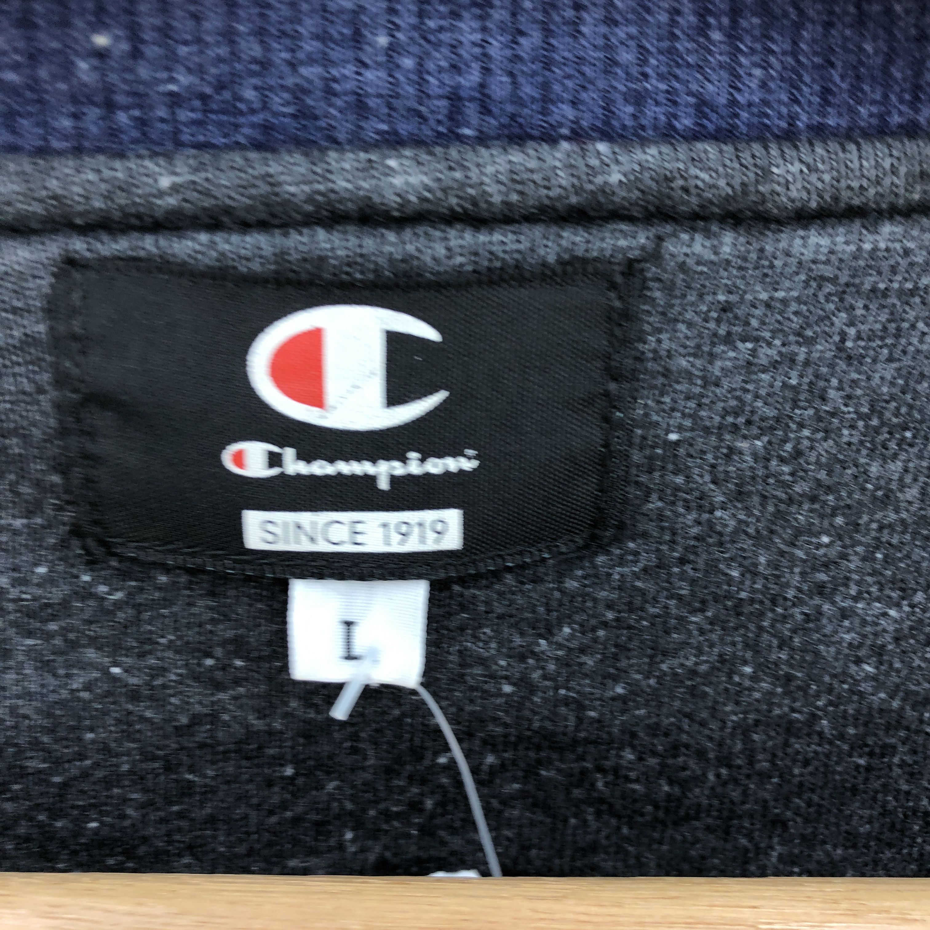 Highland 2000 × Vintage Vintage Champion Sweatshirt Champion Script Sweater Size US L / EU 52-54 / 3 - 4 Thumbnail