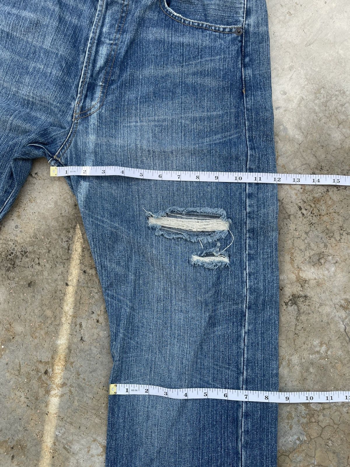 Vintage Vintage Exhibitionist Fly Button Distressed Denim Size US 29 - 17 Thumbnail