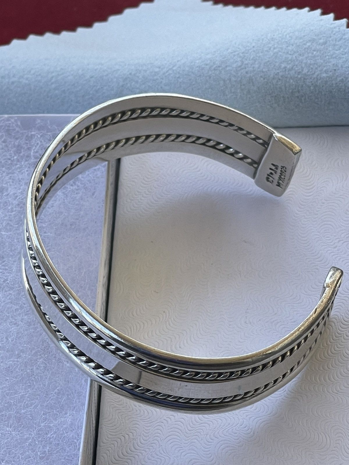 Vintage Sterling silver cuff bracelet Size ONE SIZE - 1 Thumbnail