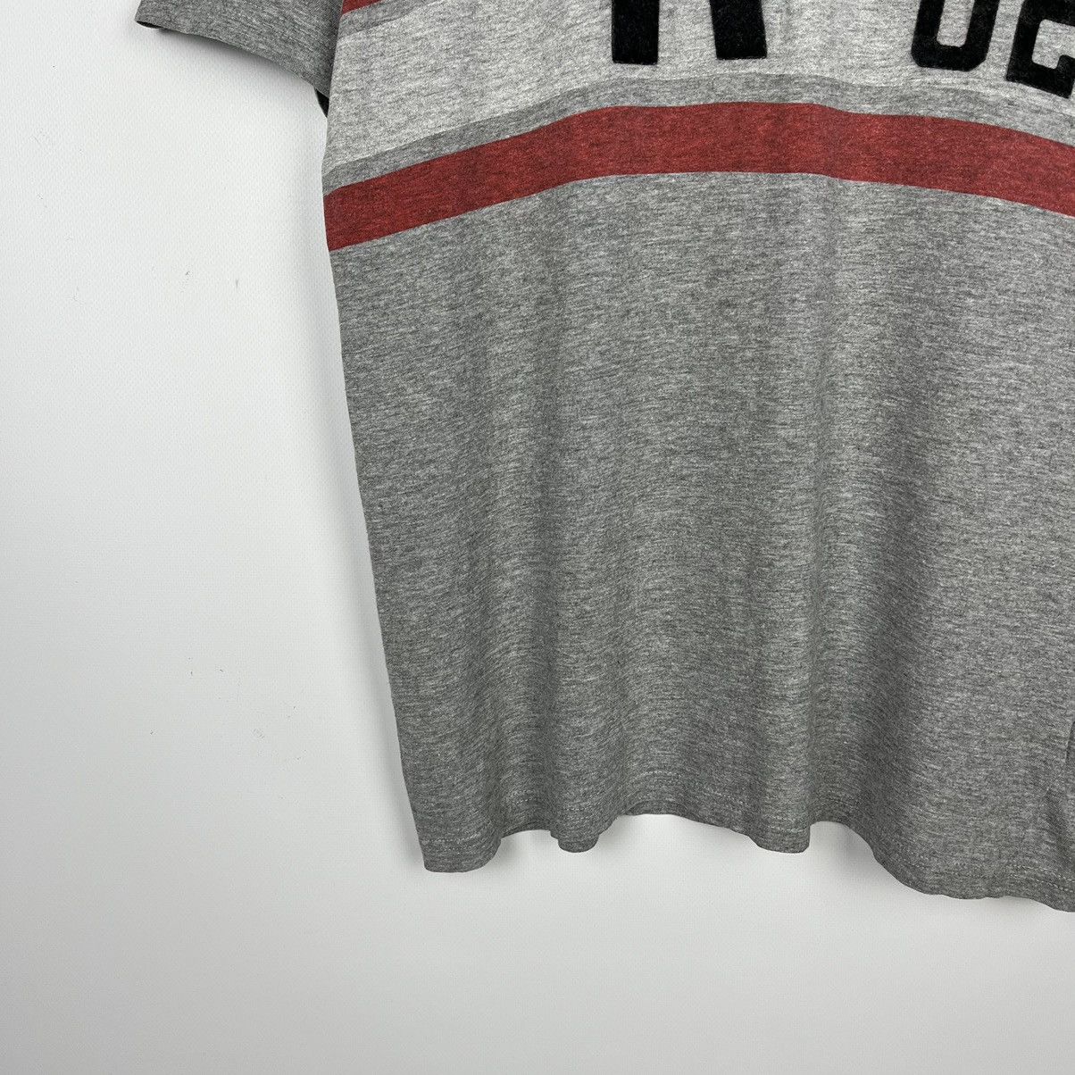 True Religion True Religion big logo y2k tee 00’s Size US M / EU 48-50 / 2 - 4 Thumbnail