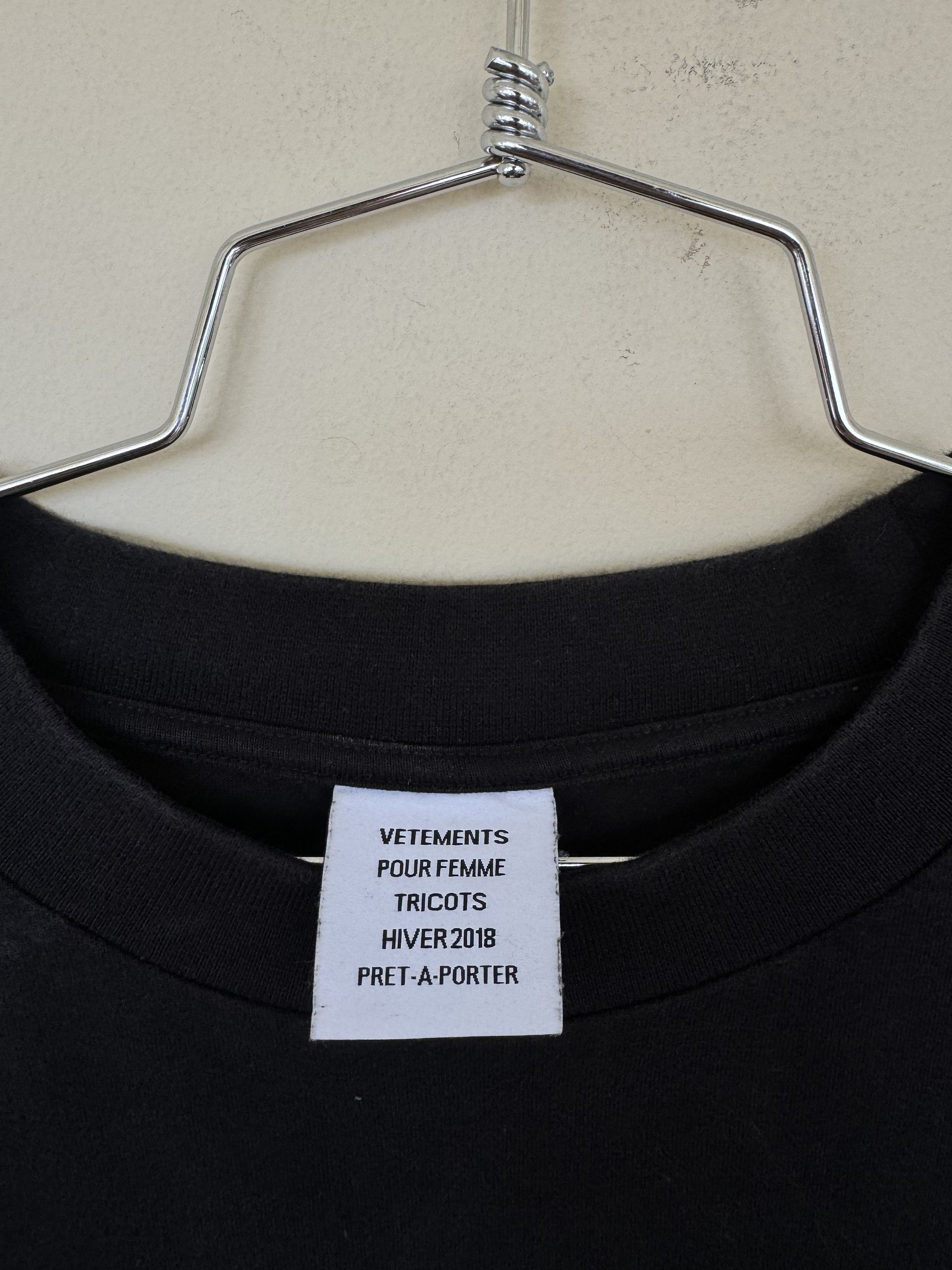 Vetements Genetically Modified Tee Size US S / EU 44-46 / 1 - 5 Thumbnail