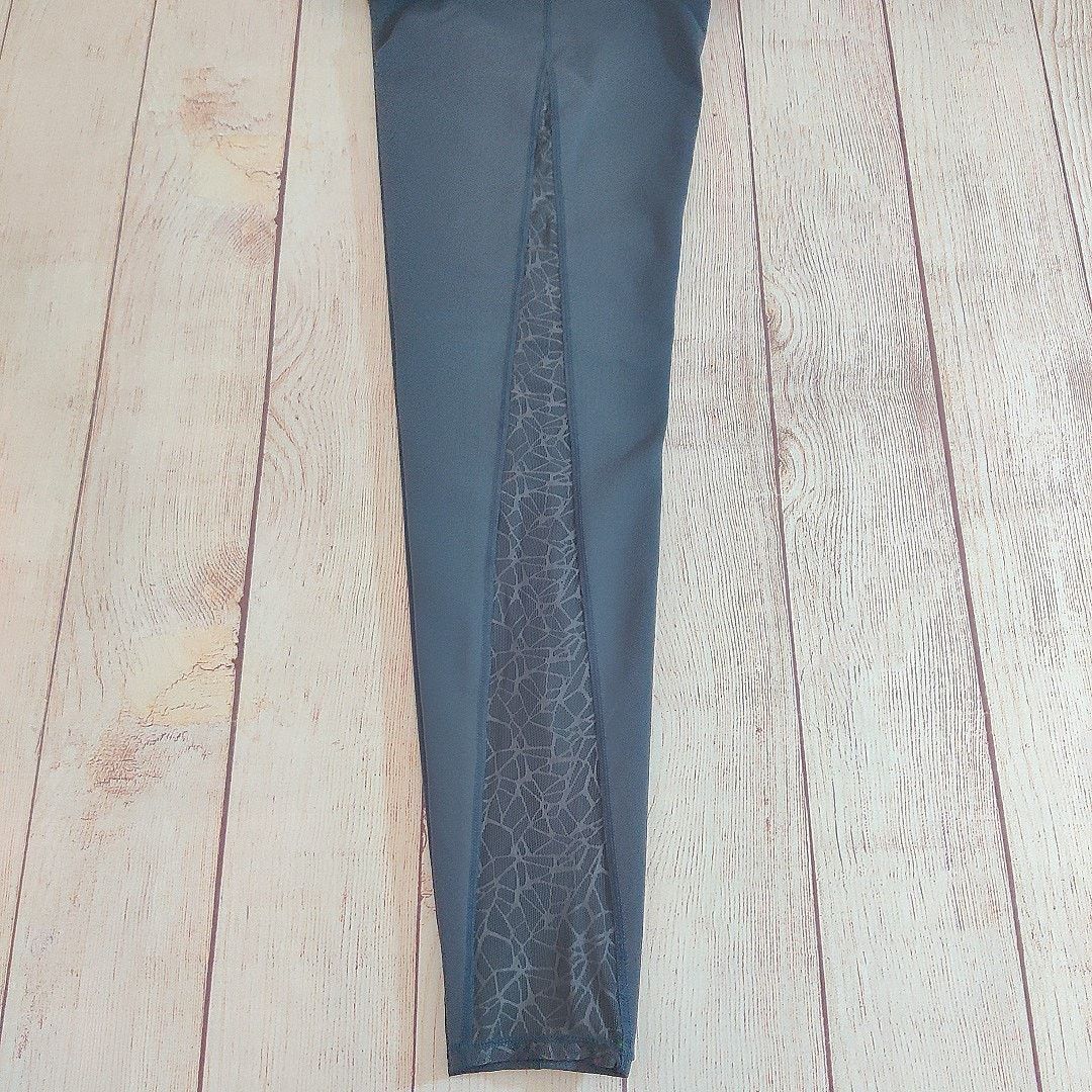 Fabletics Fabletics mesh sides high rise legging sz L Size 34" / US 12 / IT 48 - 8 Thumbnail