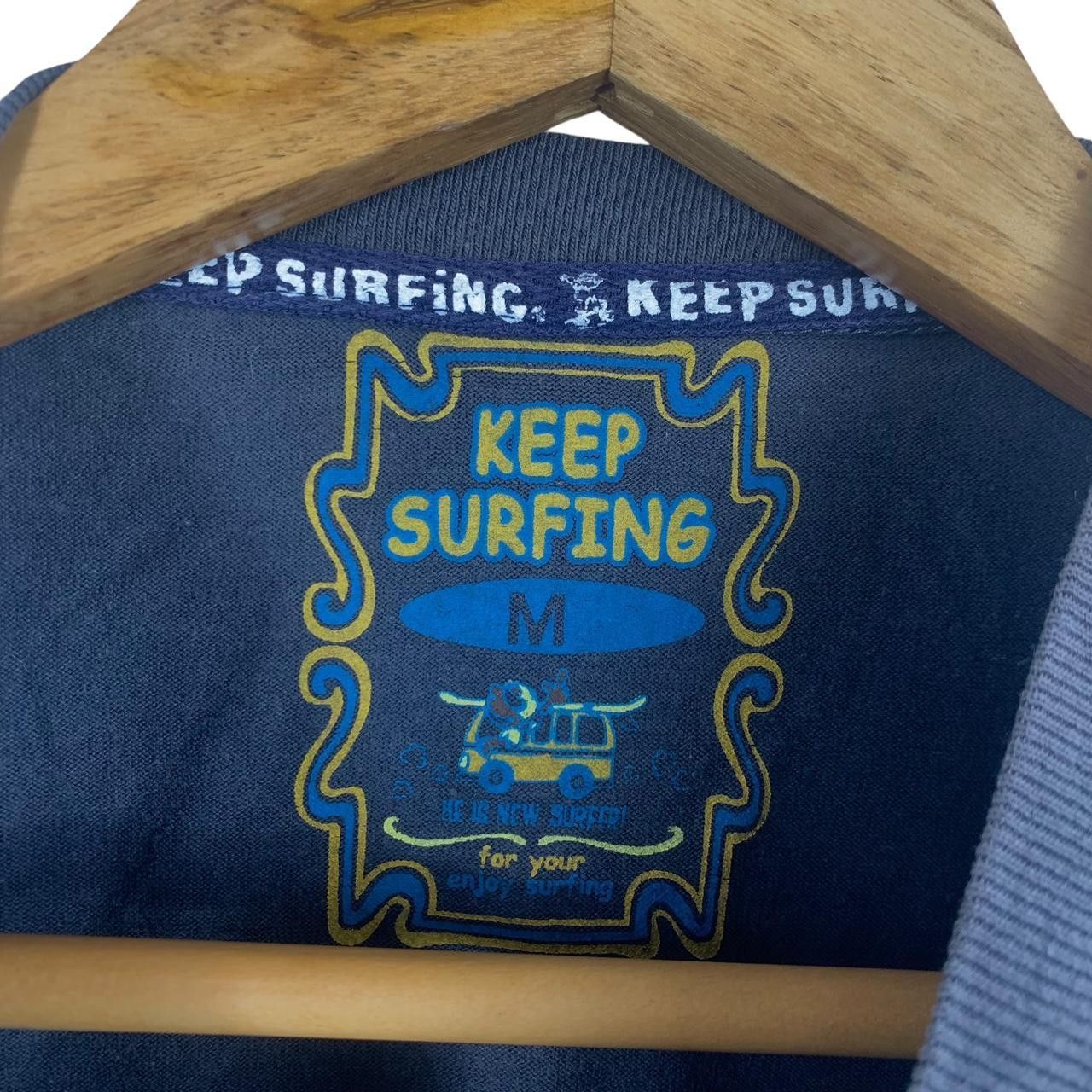Vintage Vintage KEEP SURFING DRUNK Natural Sun Faded Tee Shirt Size US M / EU 48-50 / 2 - 3 Thumbnail