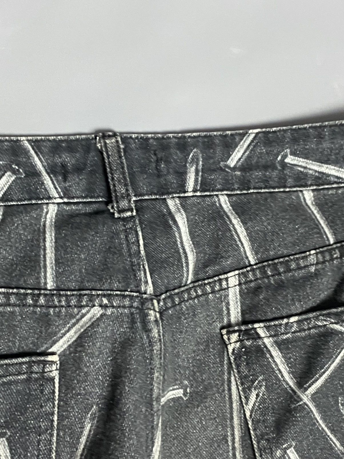 Jaded London Jaded London Jeans W34 Relaxed Fit Faded Black Nail Print Size US 34 / EU 50 - 15 Thumbnail