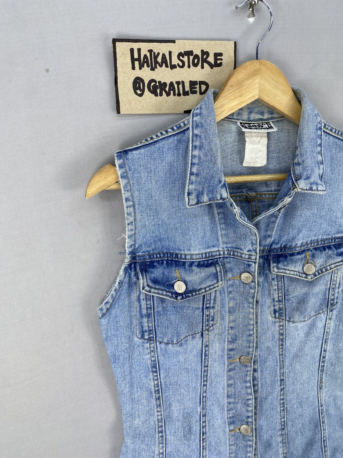 Vintage Vintage 80’s Denim Jacket sleeveless By Contempo Casual Size XS / US 0-2 / IT 36-38 - 2 Thumbnail